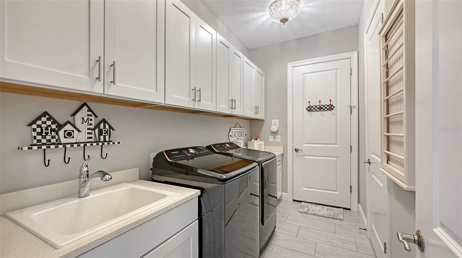 Image 37 of 71 For 16305 Castle Park Terrace