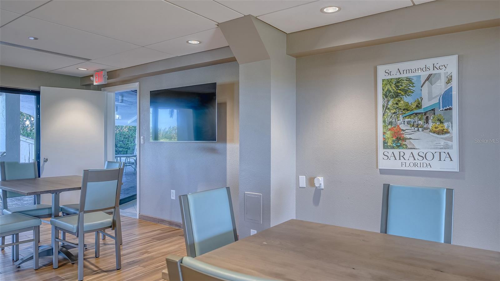 Image 37 of 46 For 101 Benjamin Franklin Drive 54