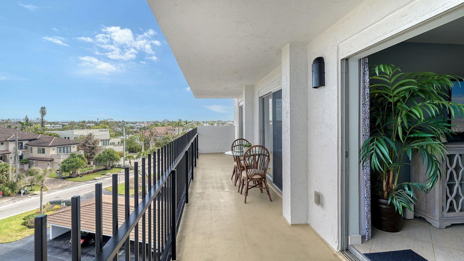 Image 6 of 46 For 101 Benjamin Franklin Drive 54