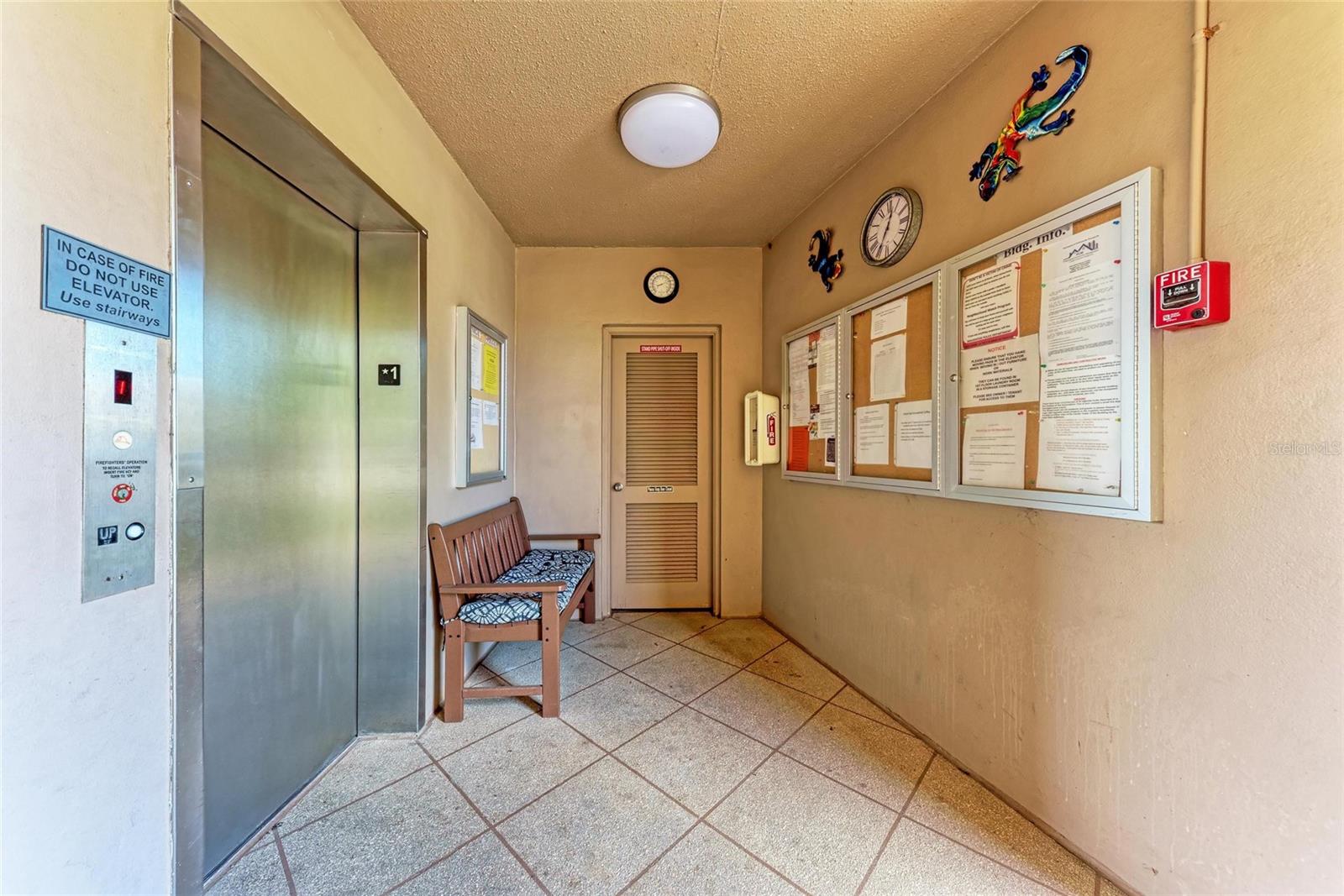 Image 19 of 20 For 4040 Ironwood Circle 401f