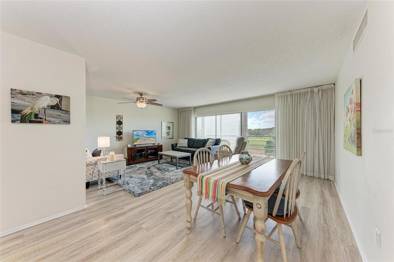 Image 7 of 20 For 4040 Ironwood Circle 401f