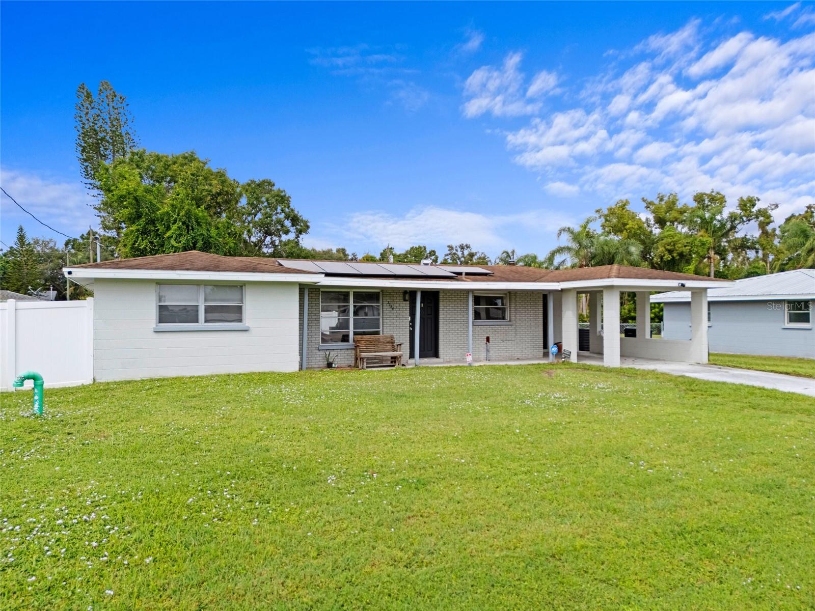 Image 2 of 30 For 3338 Cambridge Drive