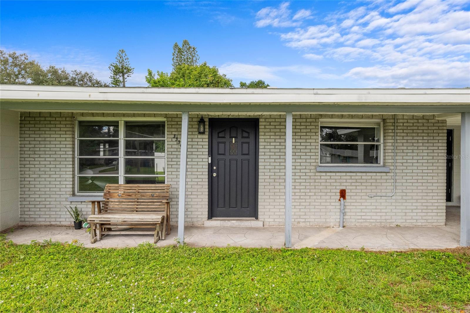 Image 3 of 30 For 3338 Cambridge Drive