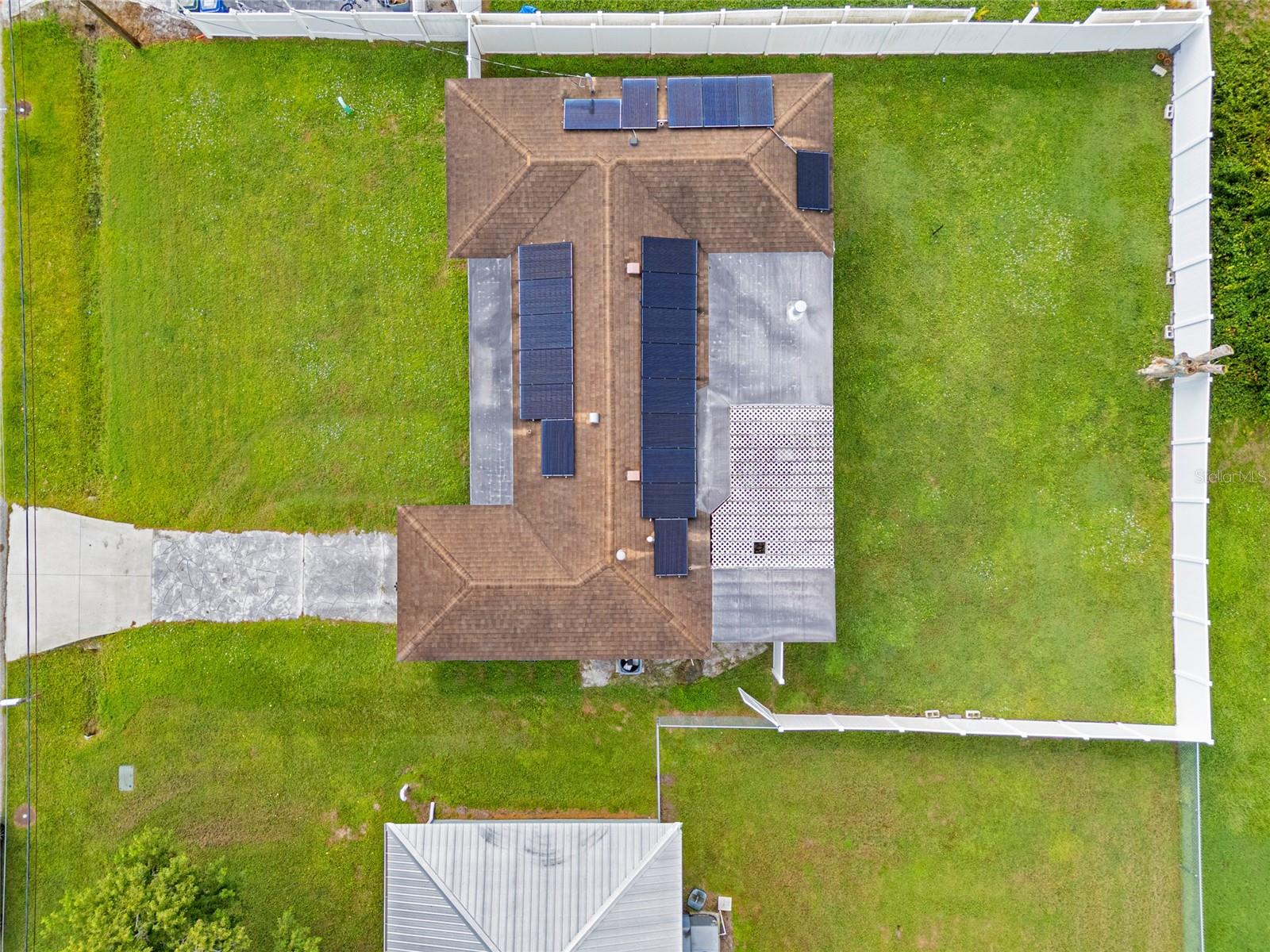 Image 30 of 30 For 3338 Cambridge Drive