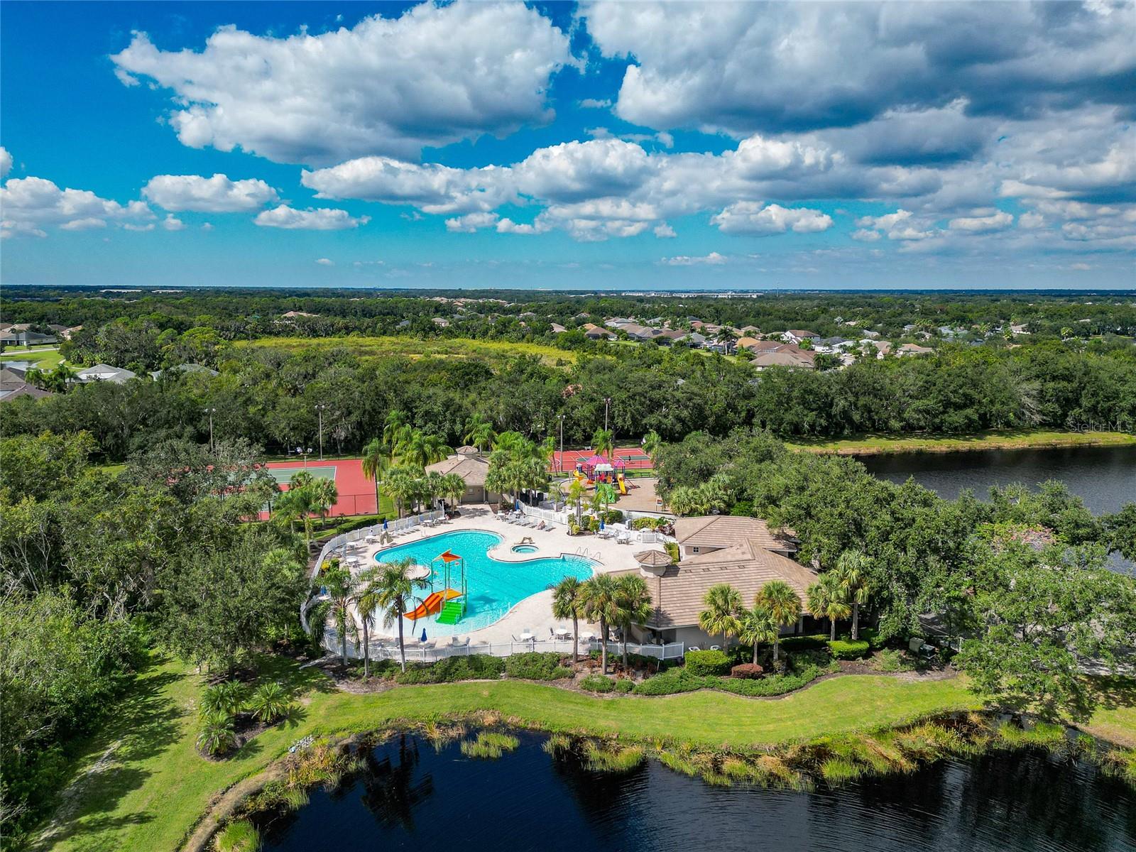 Image 54 of 54 For 12535 Cara Cara Loop