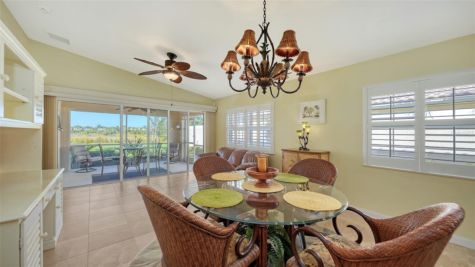 Image 17 of 51 For 11641 Garessio Lane