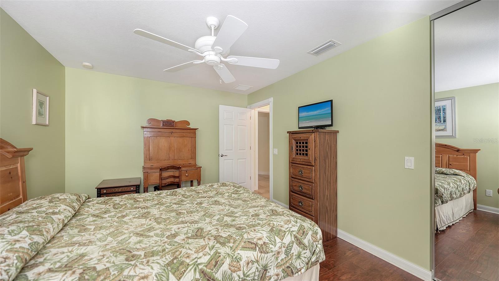 Image 31 of 51 For 11641 Garessio Lane