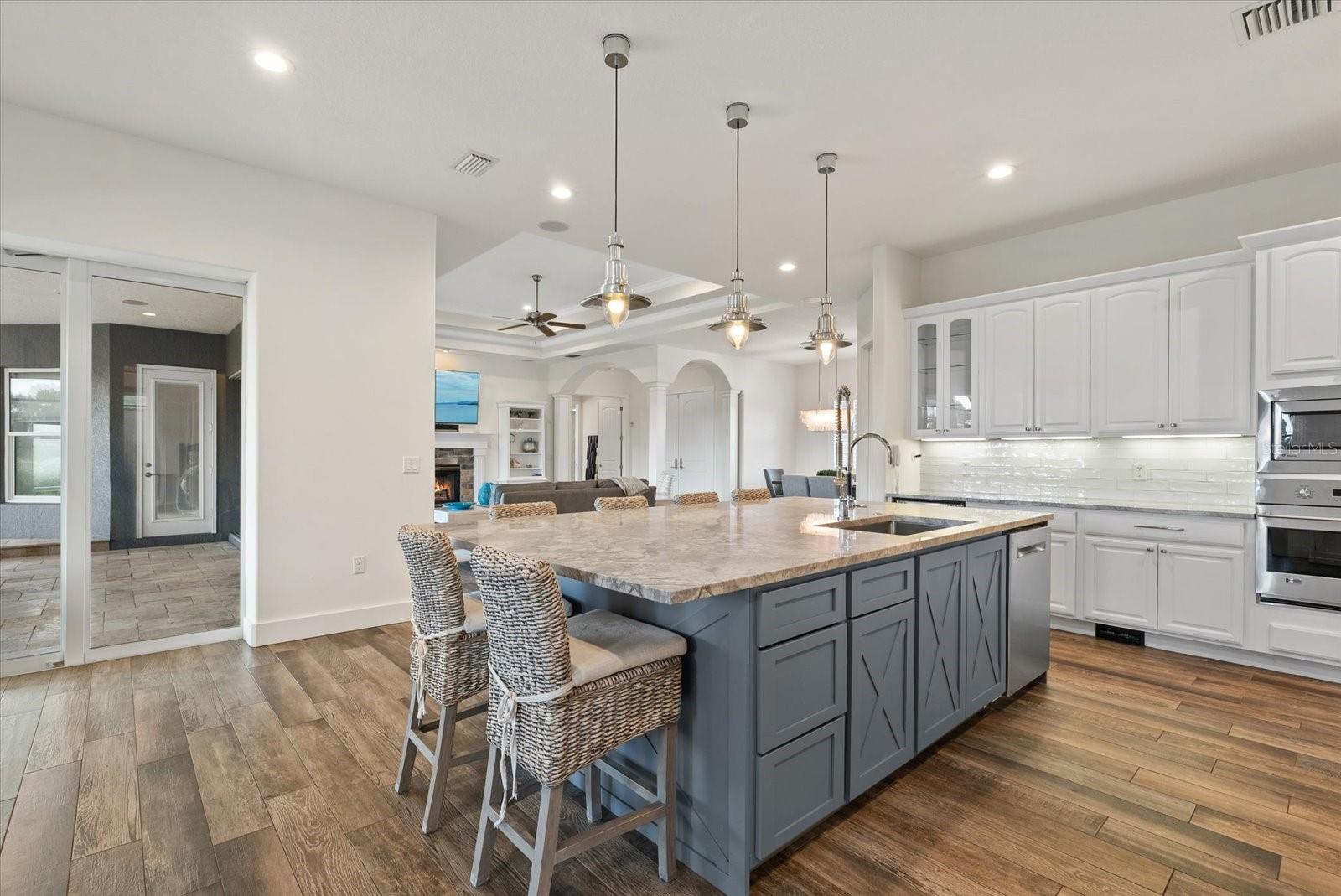 Image 11 of 60 For 6816 Hawkins Road