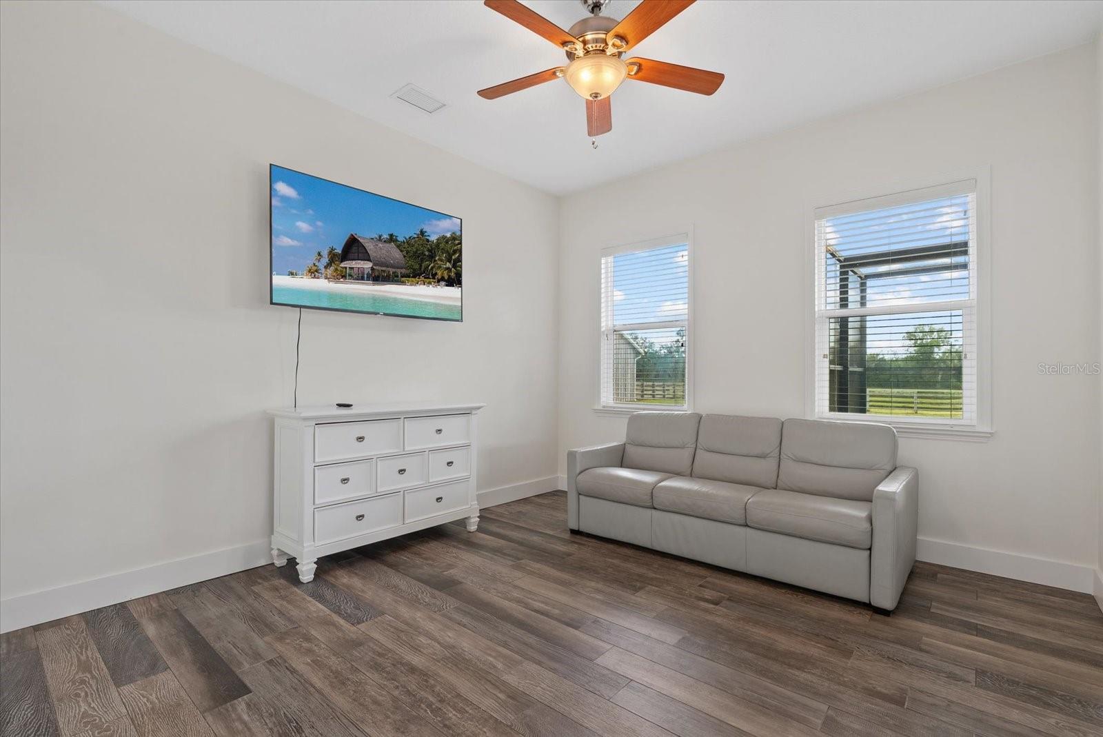 Image 21 of 60 For 6816 Hawkins Road