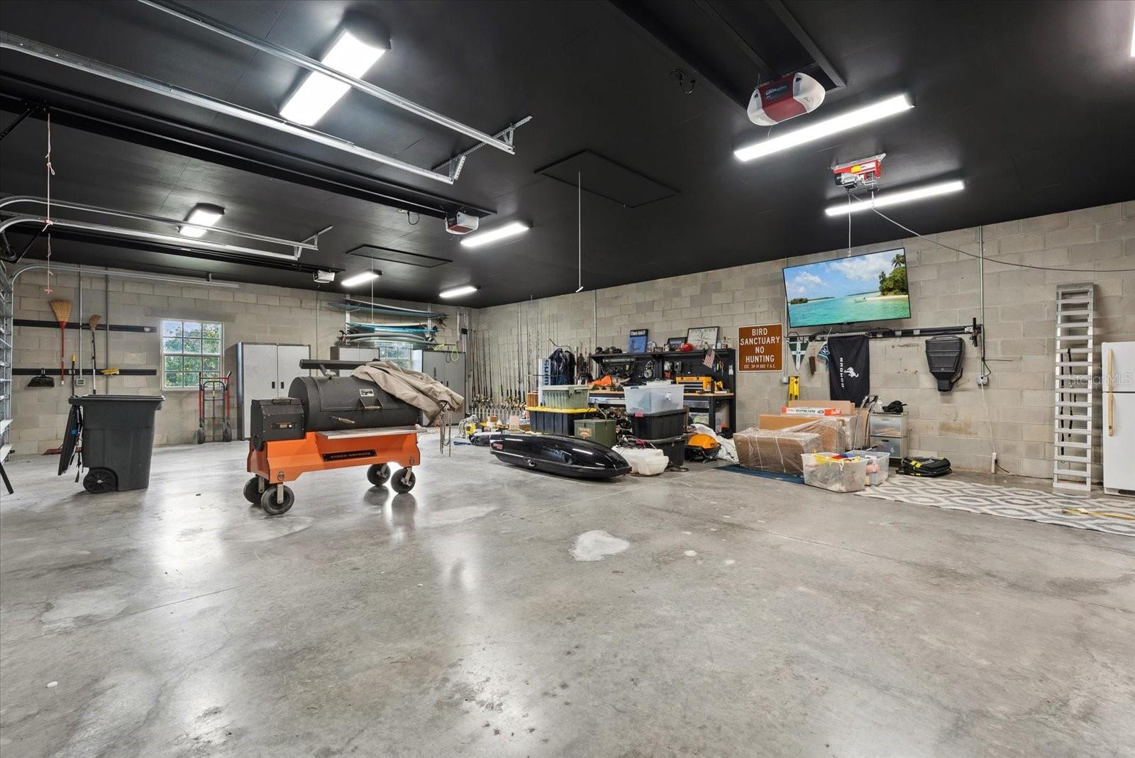 Image 39 of 60 For 6816 Hawkins Road