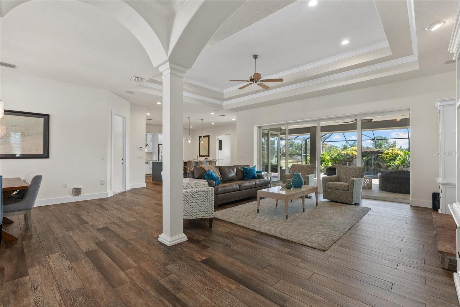 Image 4 of 60 For 6816 Hawkins Road