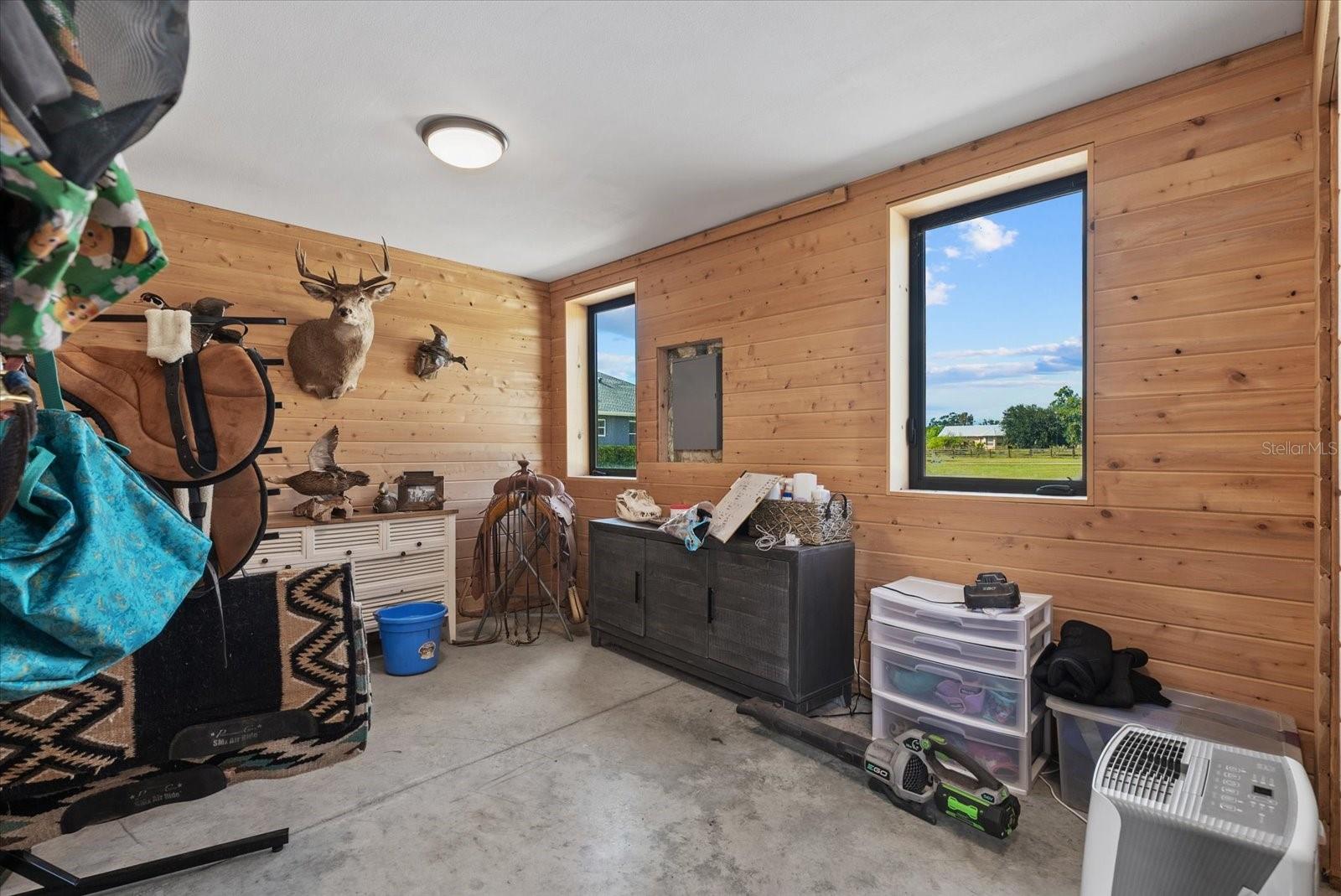 Image 46 of 60 For 6816 Hawkins Road