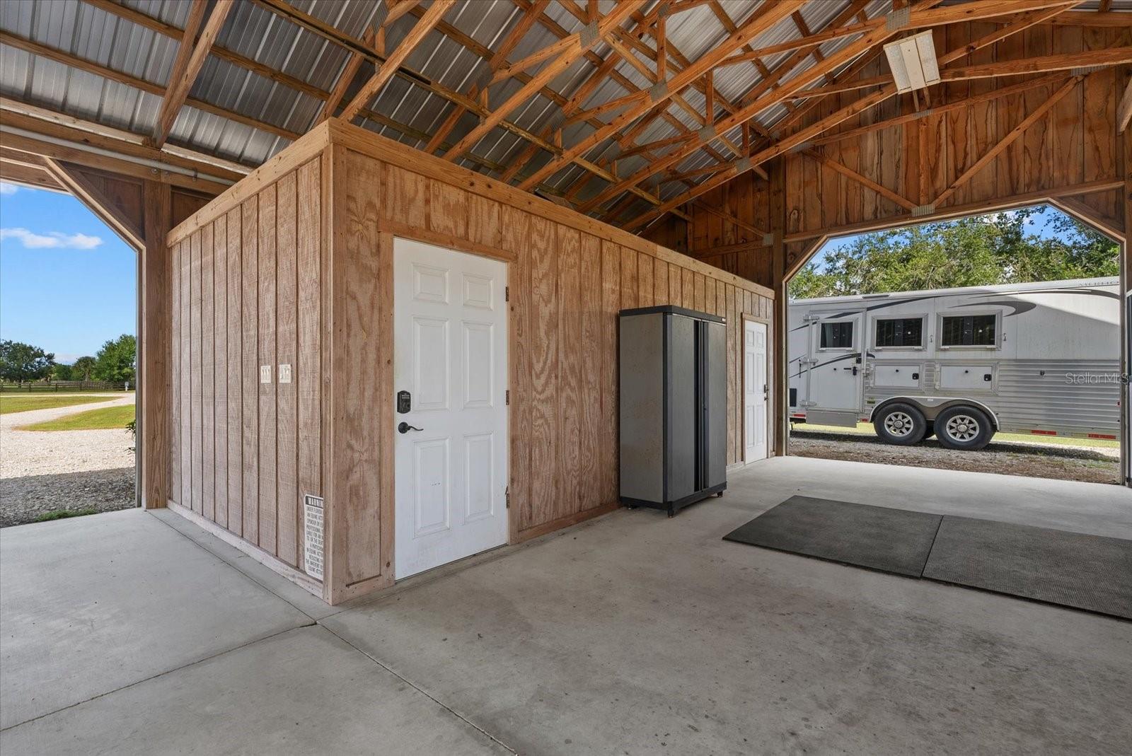 Image 47 of 60 For 6816 Hawkins Road