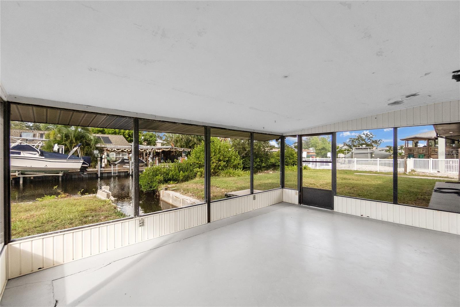 Image 17 of 46 For 4612 7th St Court E