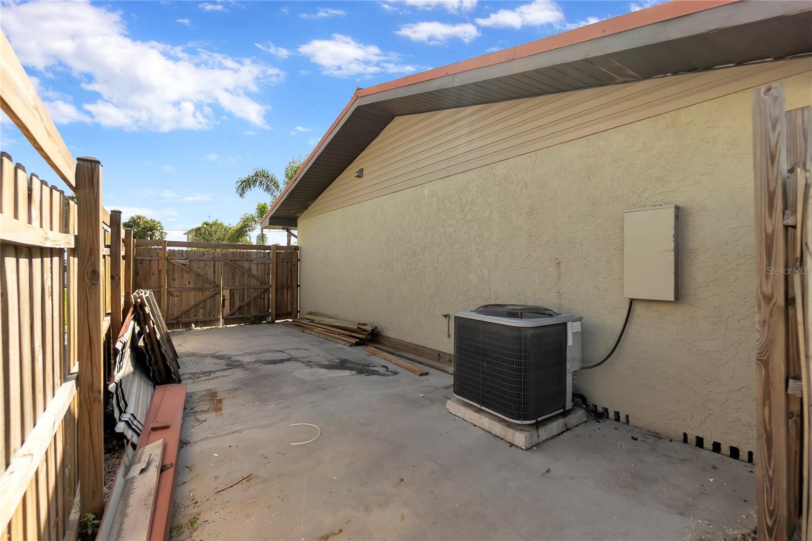 Image 34 of 46 For 4612 7th St Court E