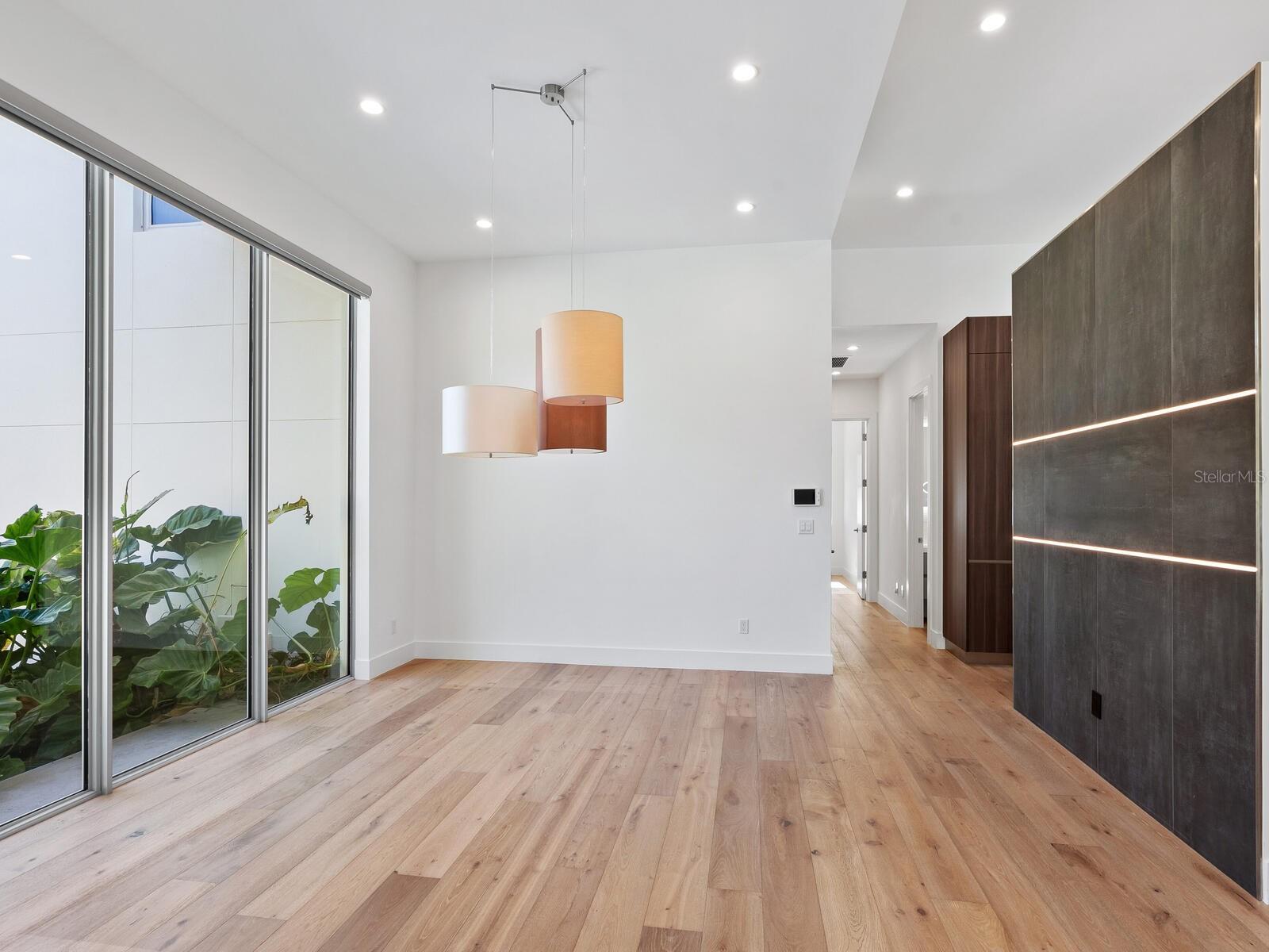 Image 17 of 70 For 2624 Mulberry Terrace