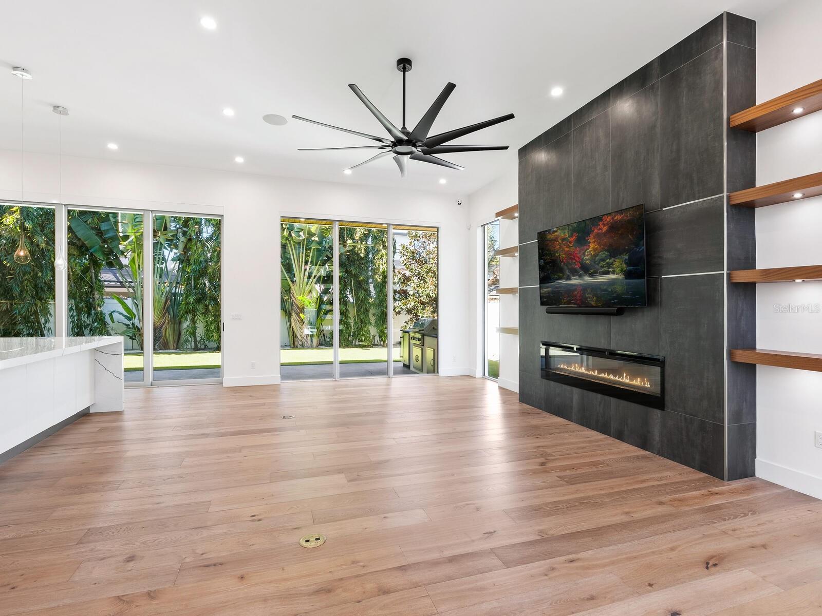 Image 19 of 70 For 2624 Mulberry Terrace