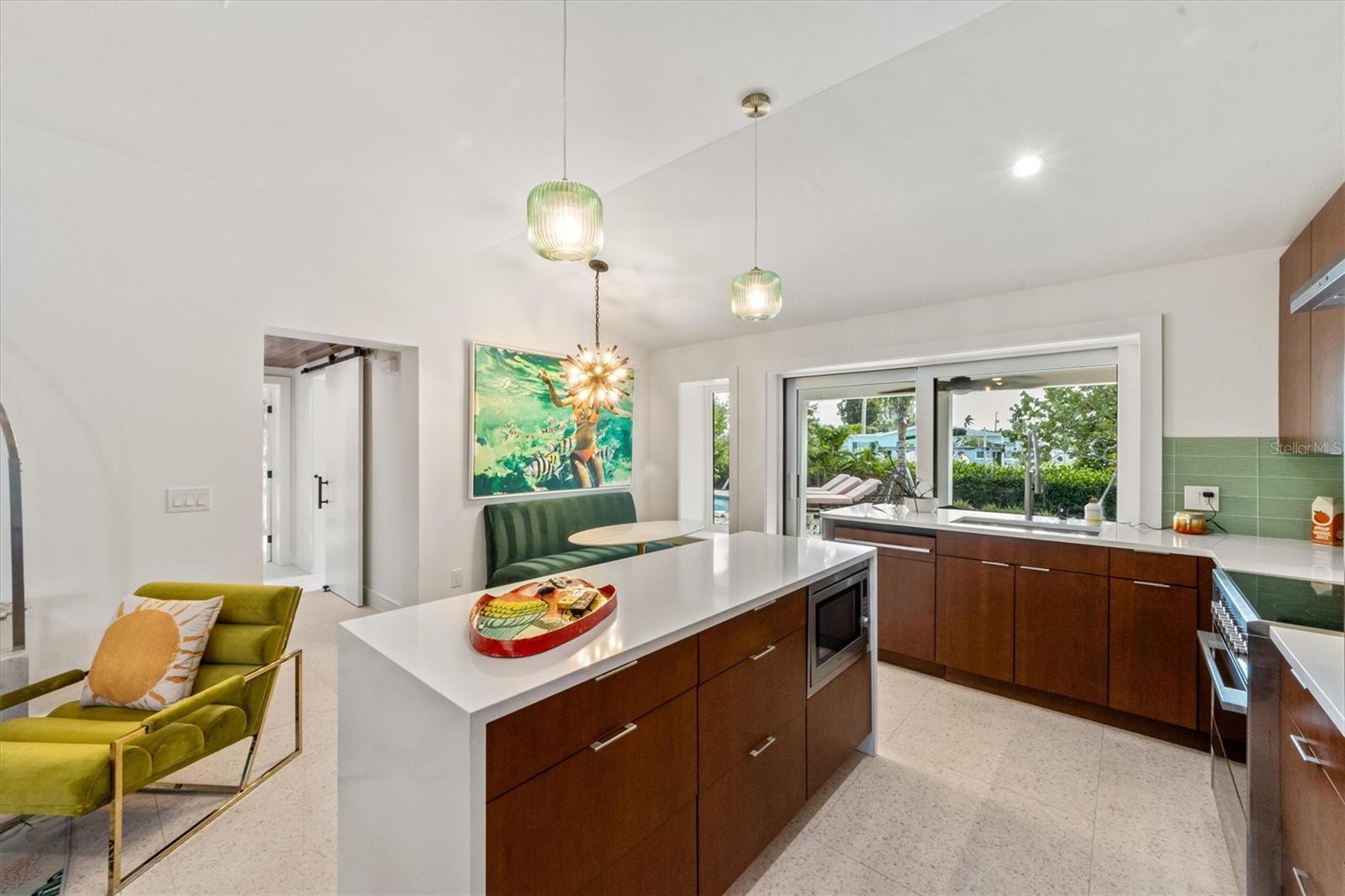 Image 12 of 64 For 505 65th Street