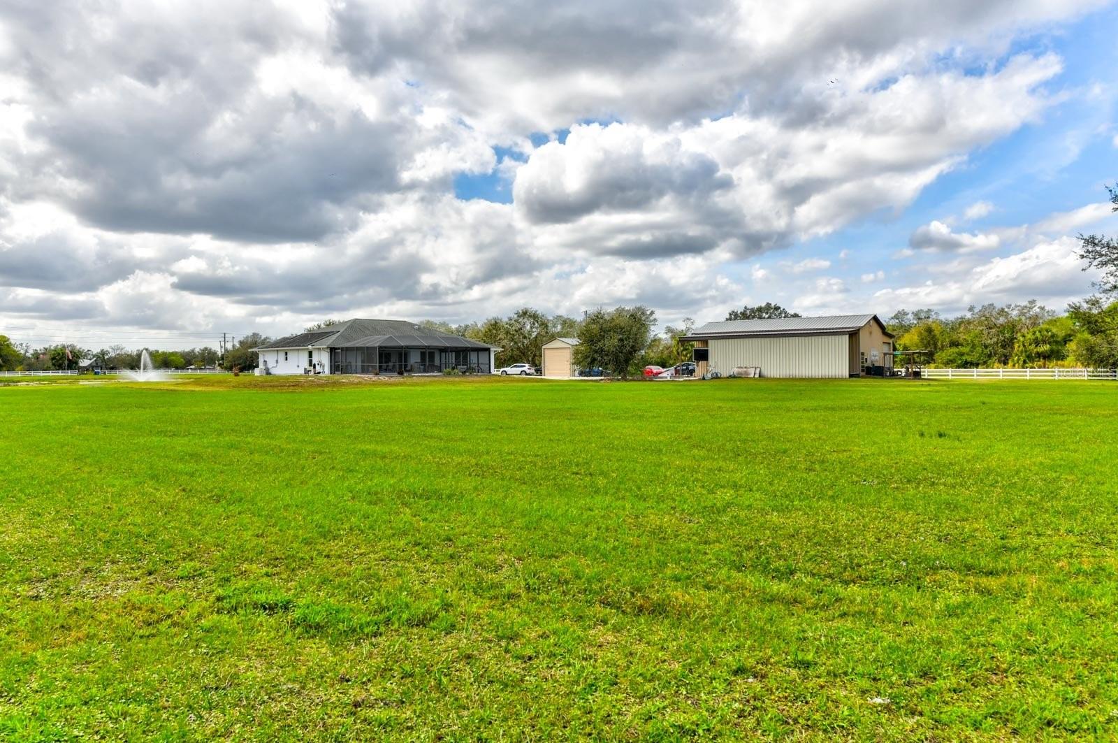 Listing photo id 34 for 15890 County Road 675