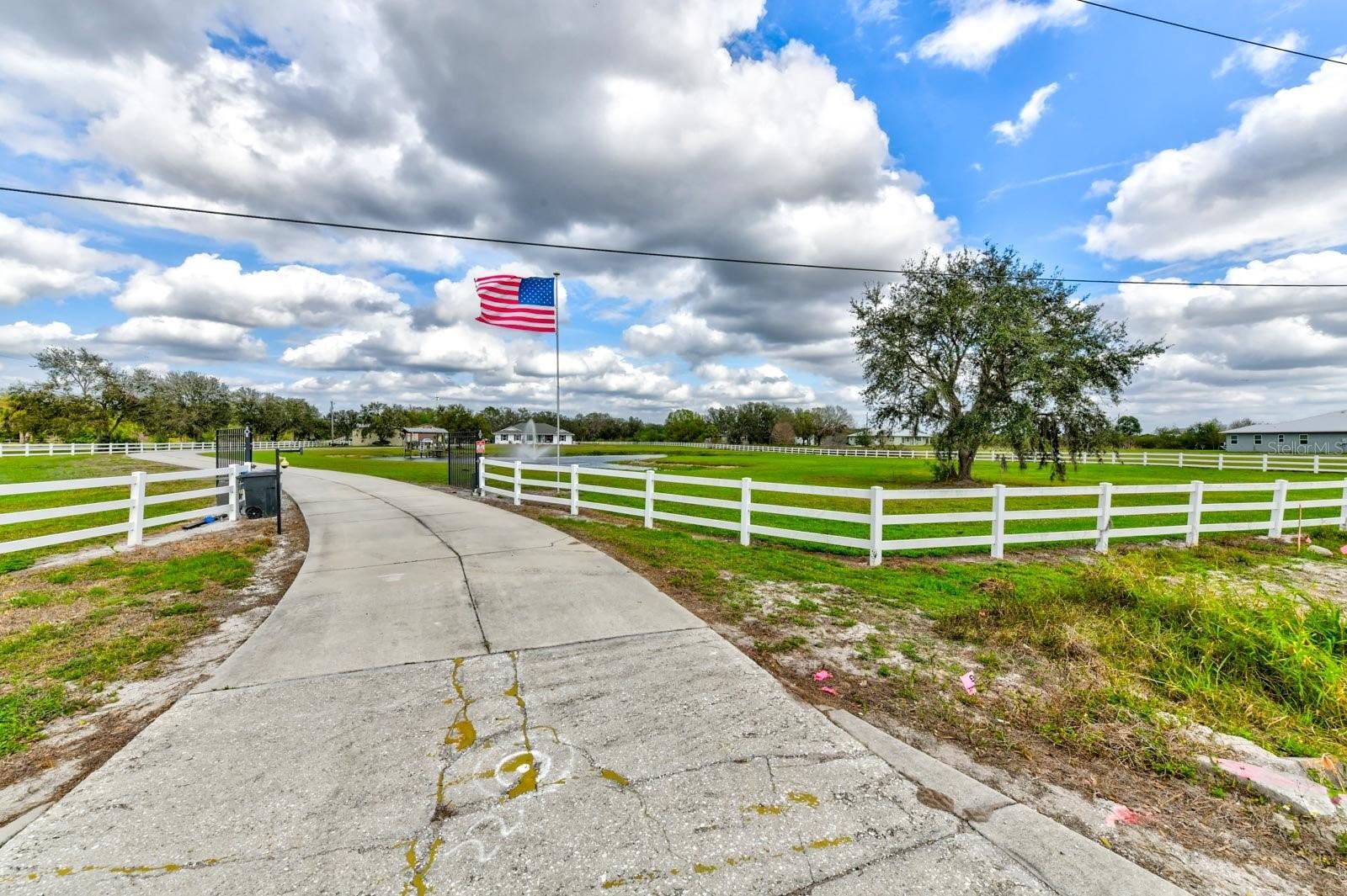 Listing photo id 35 for 15890 County Road 675