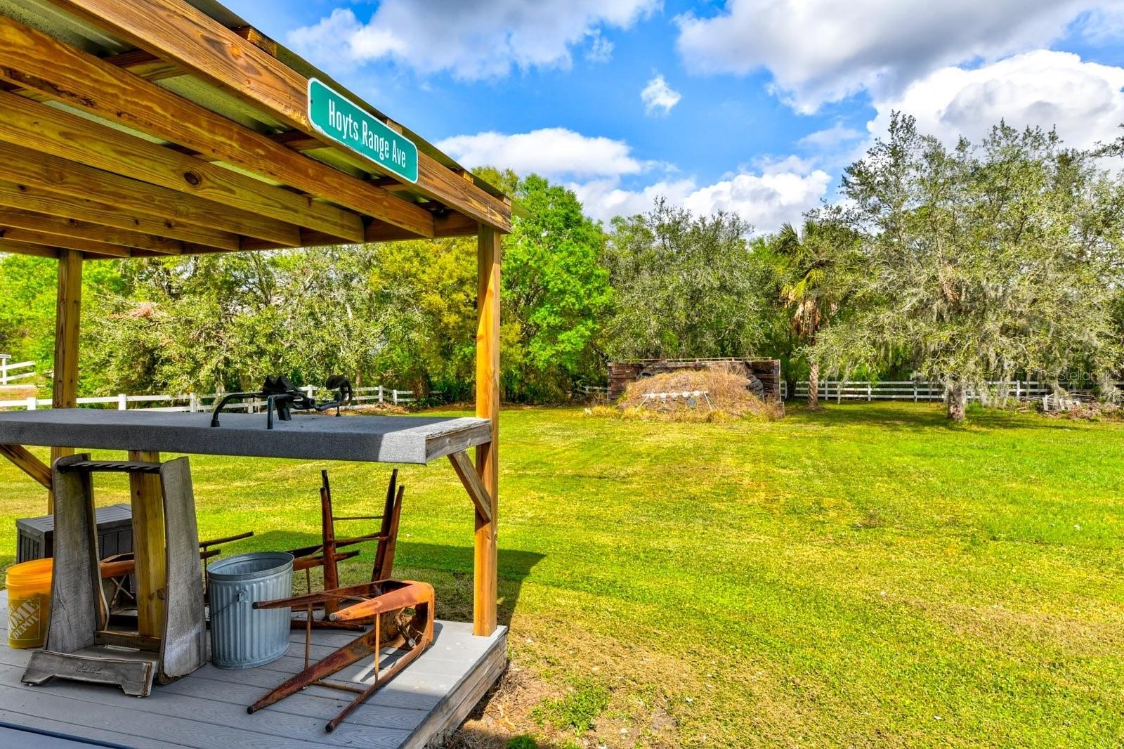 Listing photo id 41 for 15890 County Road 675