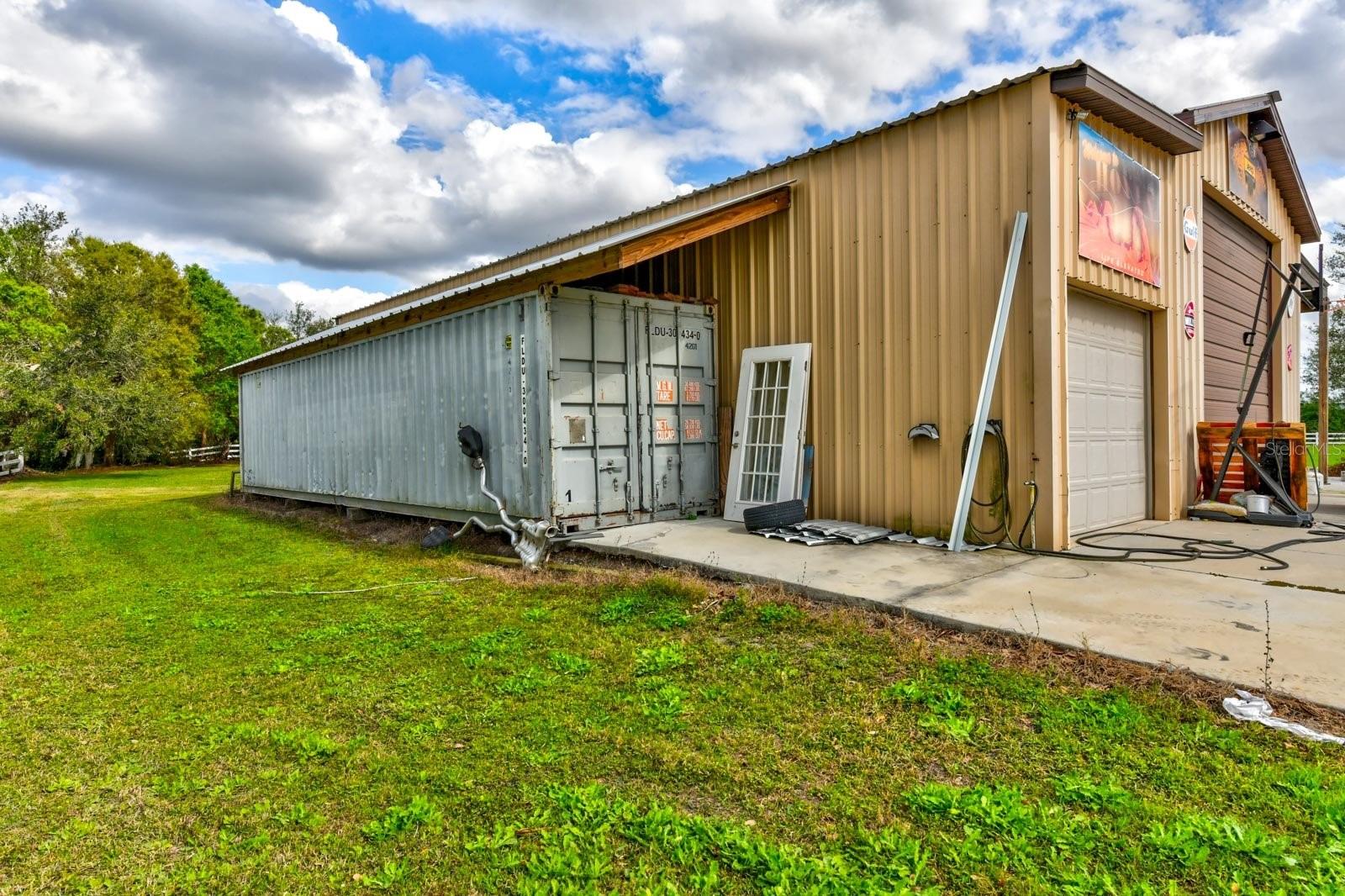 Listing photo id 46 for 15890 County Road 675
