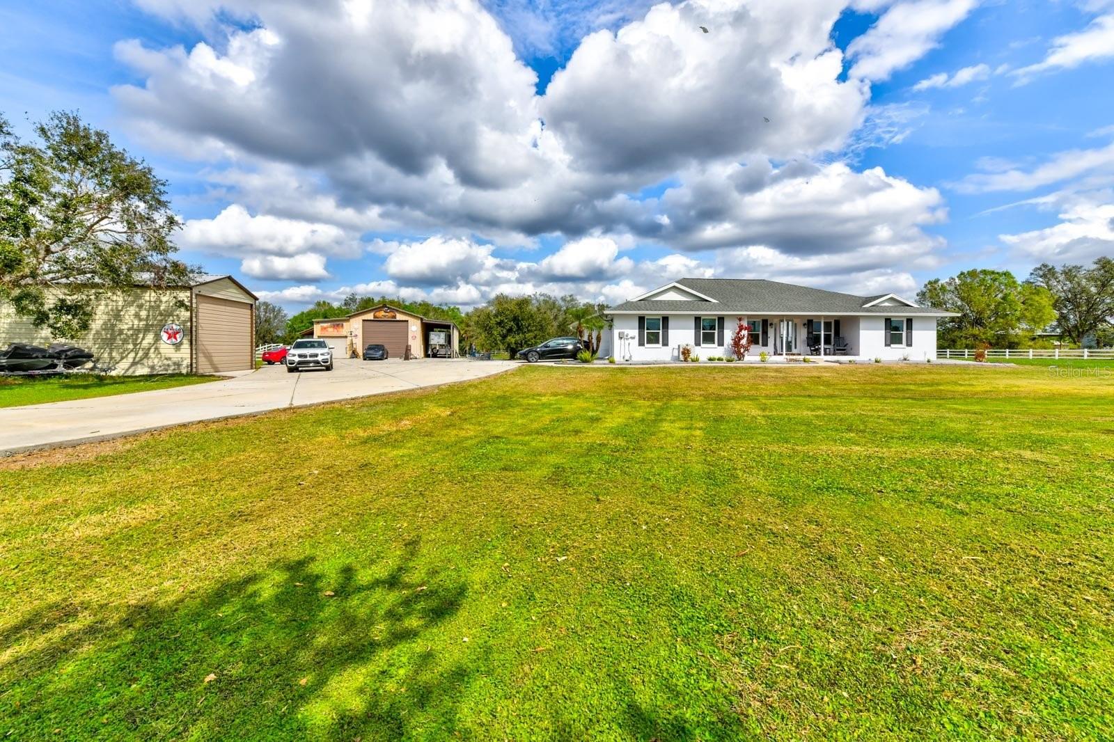 Listing photo id 50 for 15890 County Road 675