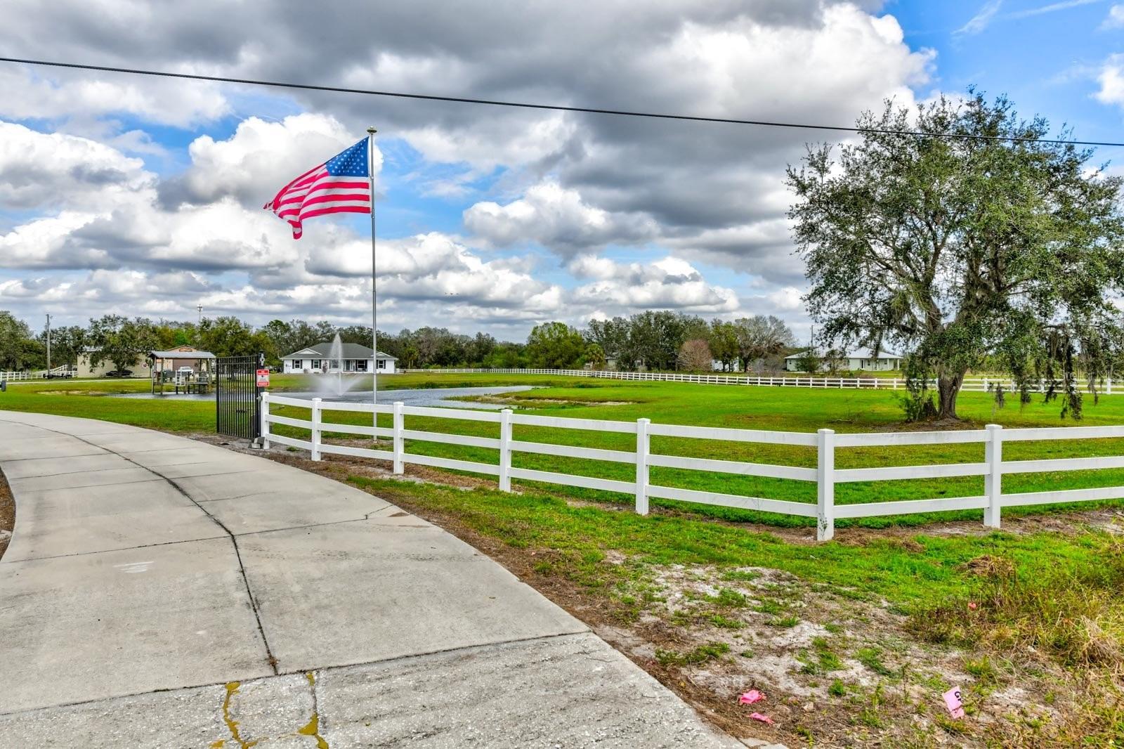 Listing photo id 57 for 15890 County Road 675