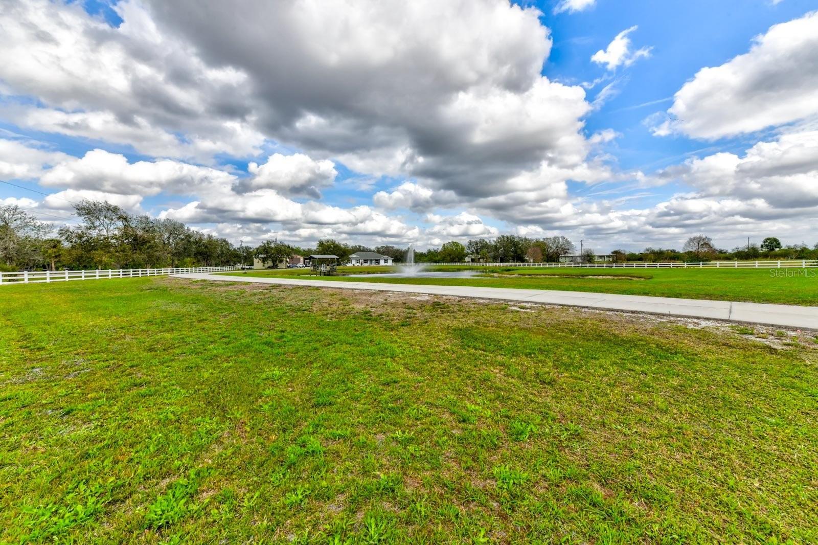 Listing photo id 60 for 15890 County Road 675