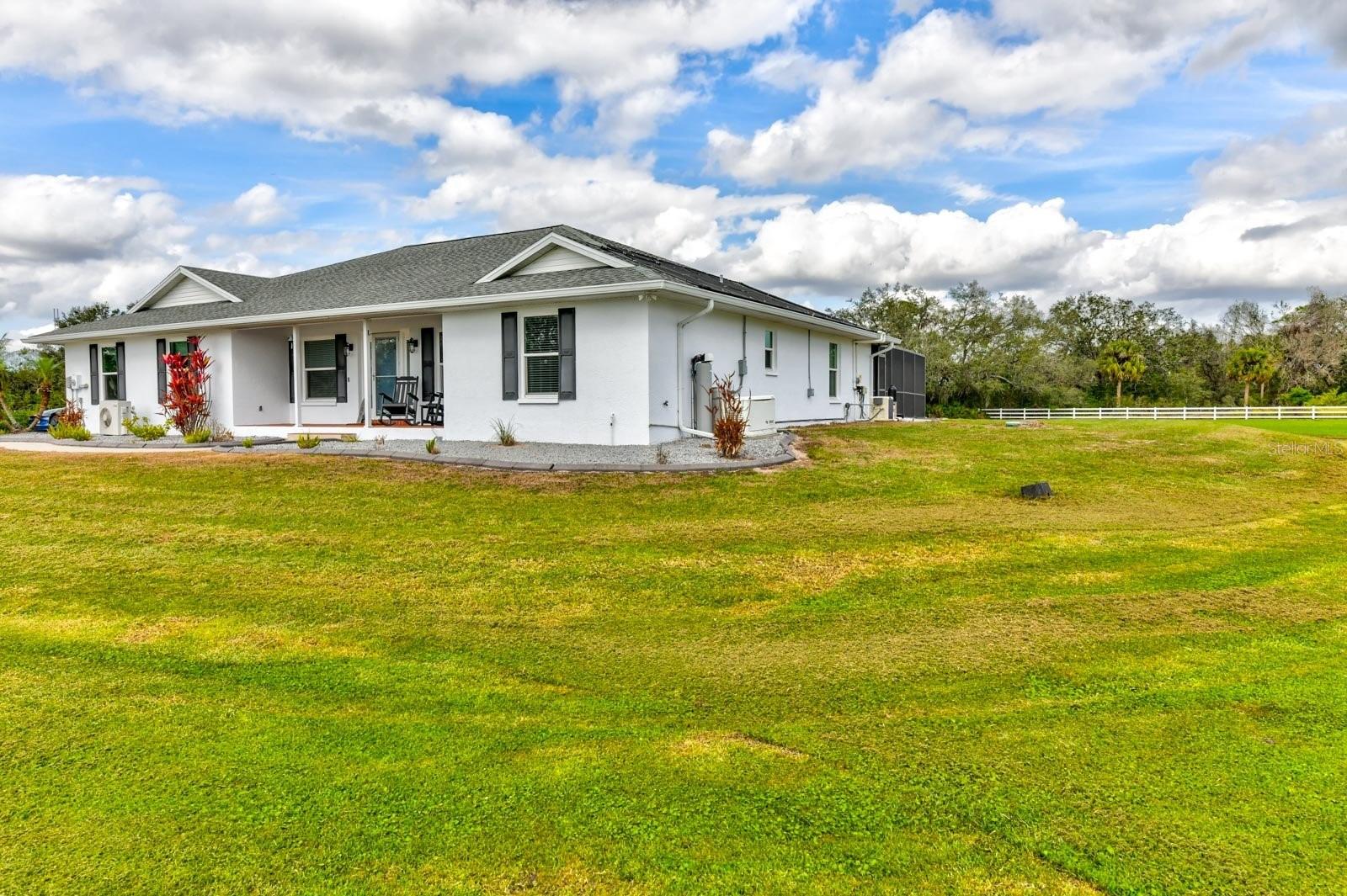 Listing photo id 70 for 15890 County Road 675