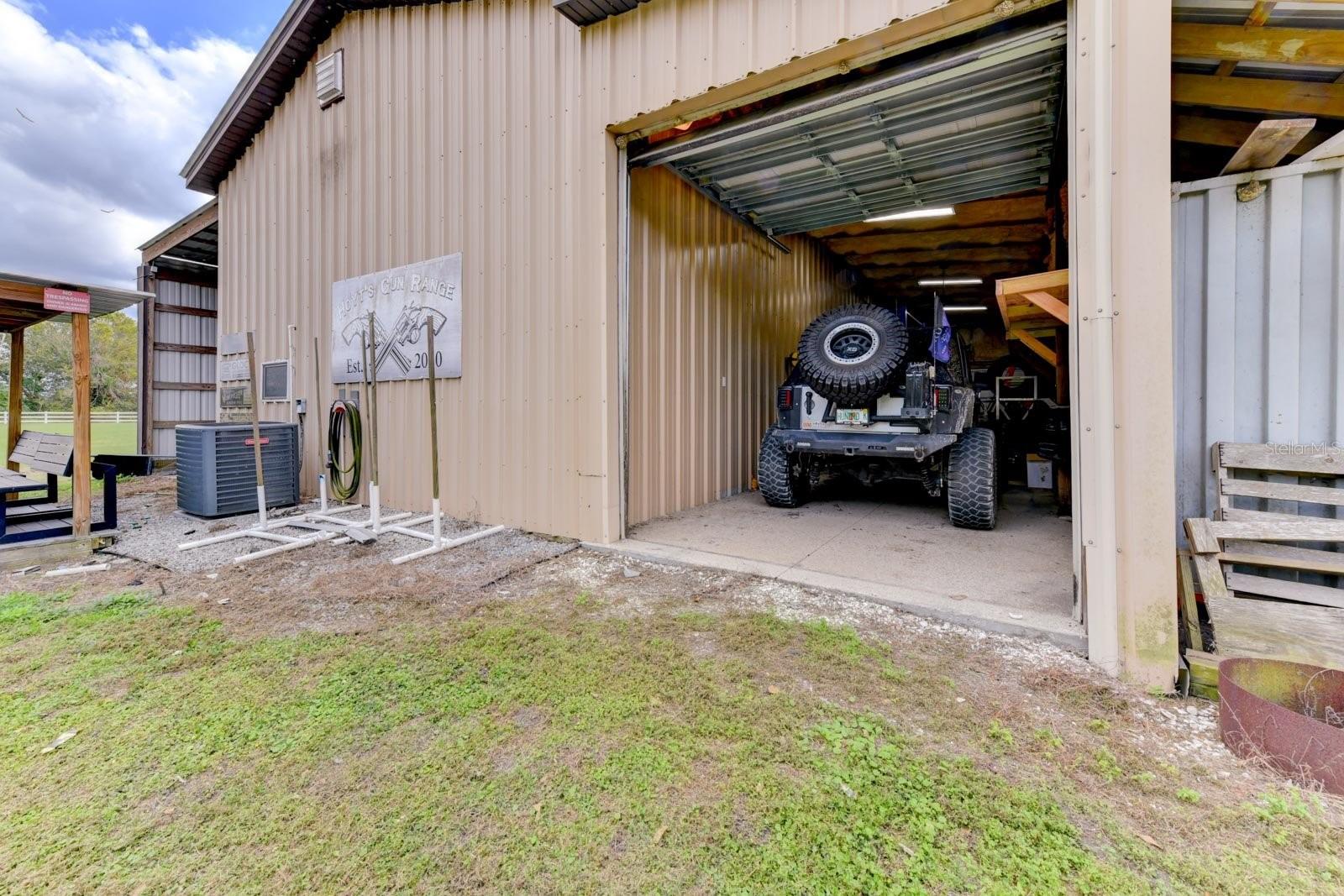 Listing photo id 82 for 15890 County Road 675
