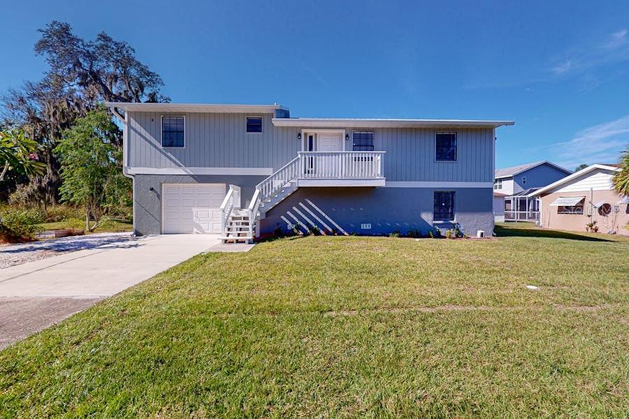 Details for 4207 5th Avenue W, PALMETTO, FL 34221