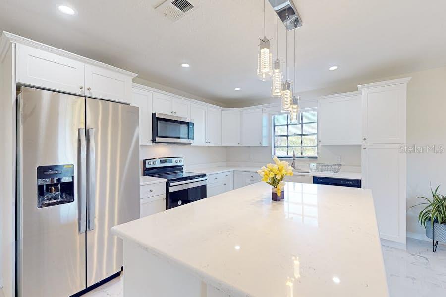 Image 4 of 25 For 4207 5th Avenue W