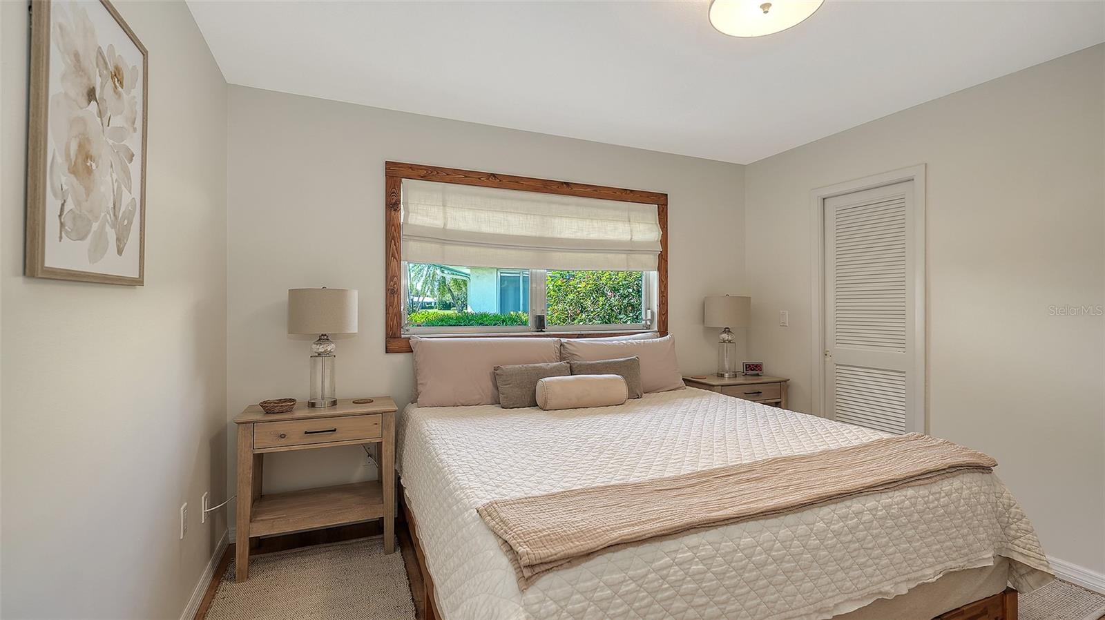 Image 15 of 25 For 902 68th Street W 902