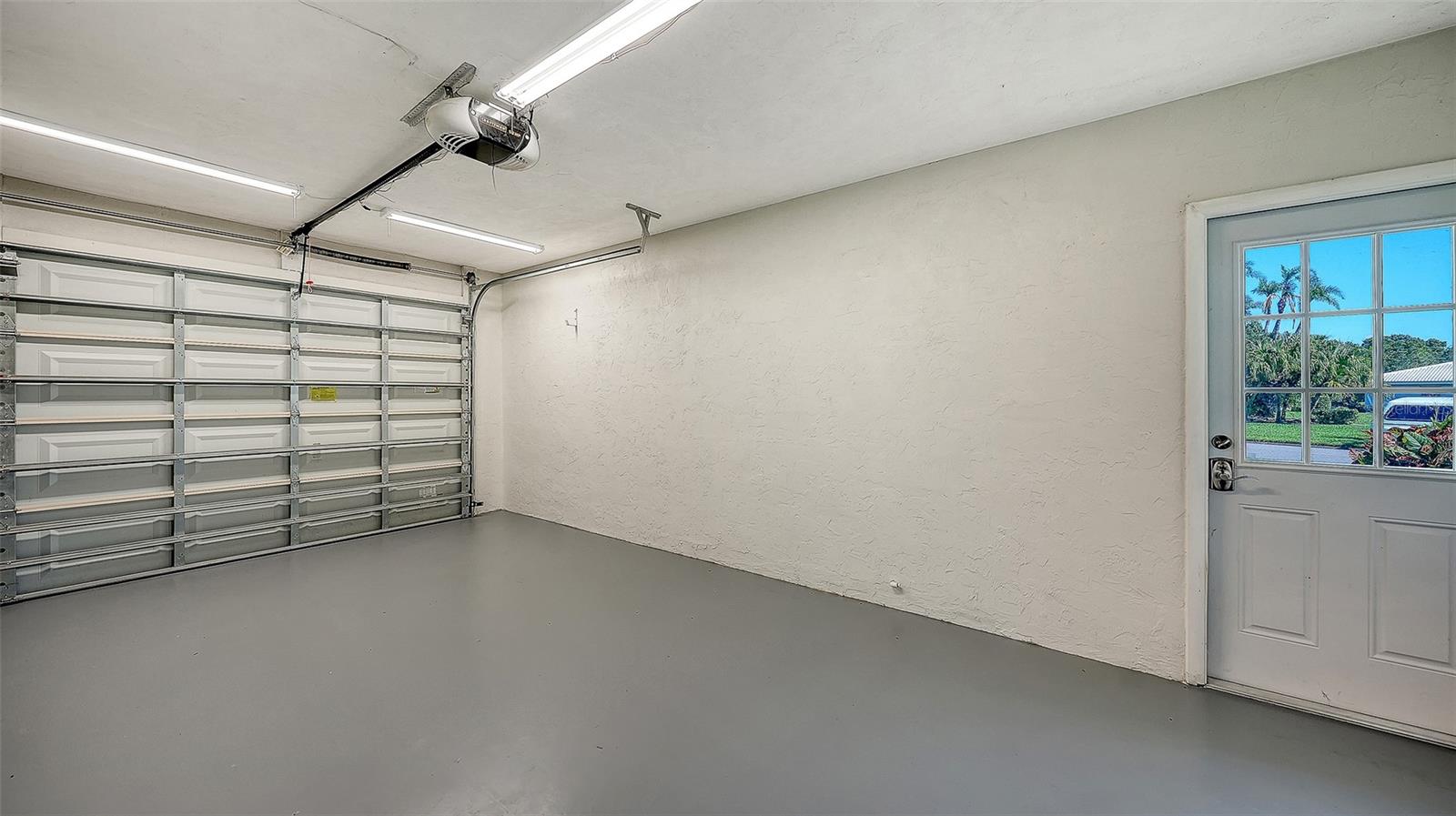 Image 24 of 25 For 902 68th Street W 902