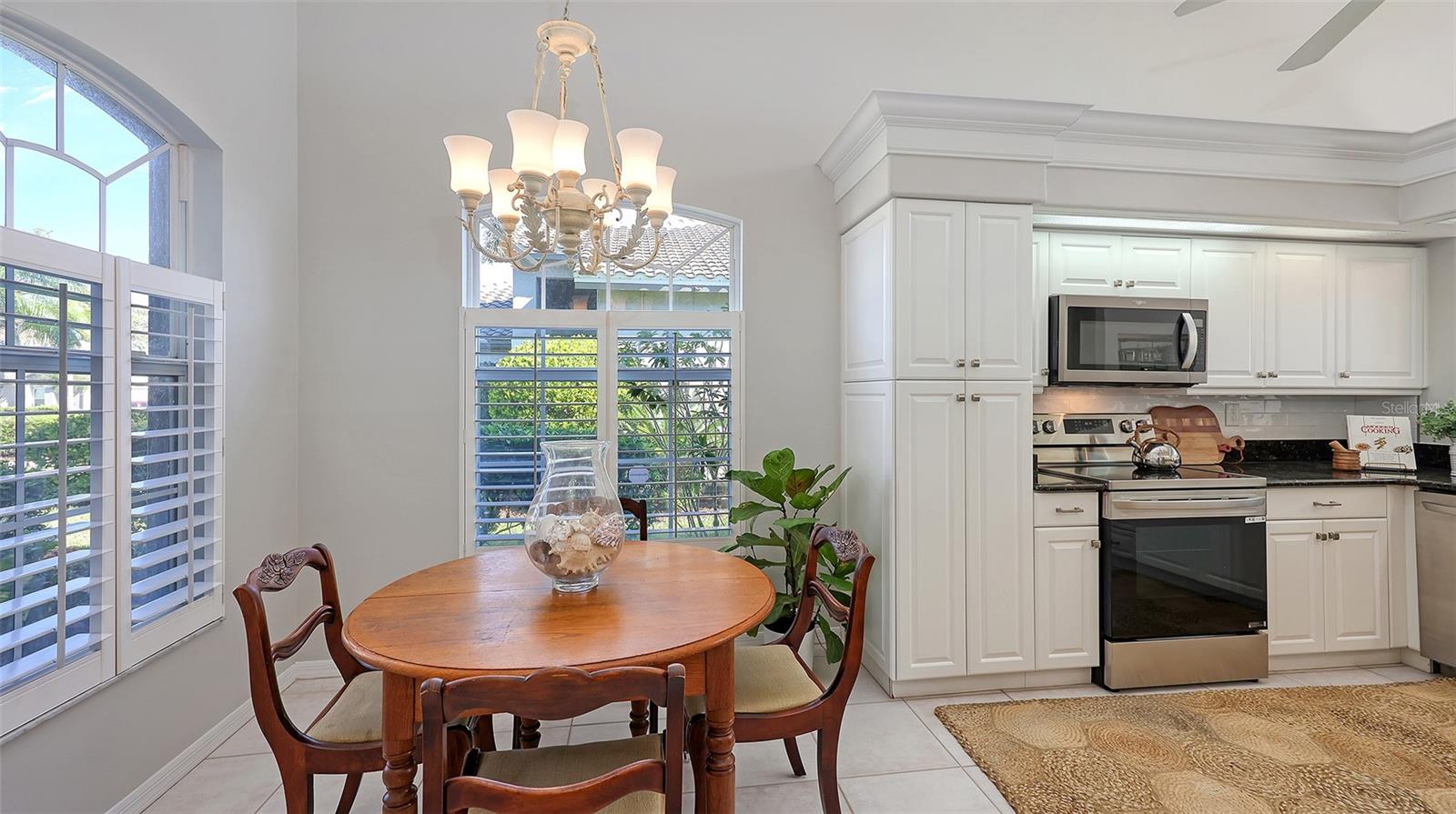 Image 15 of 95 For 8737 Pebble Creek Lane