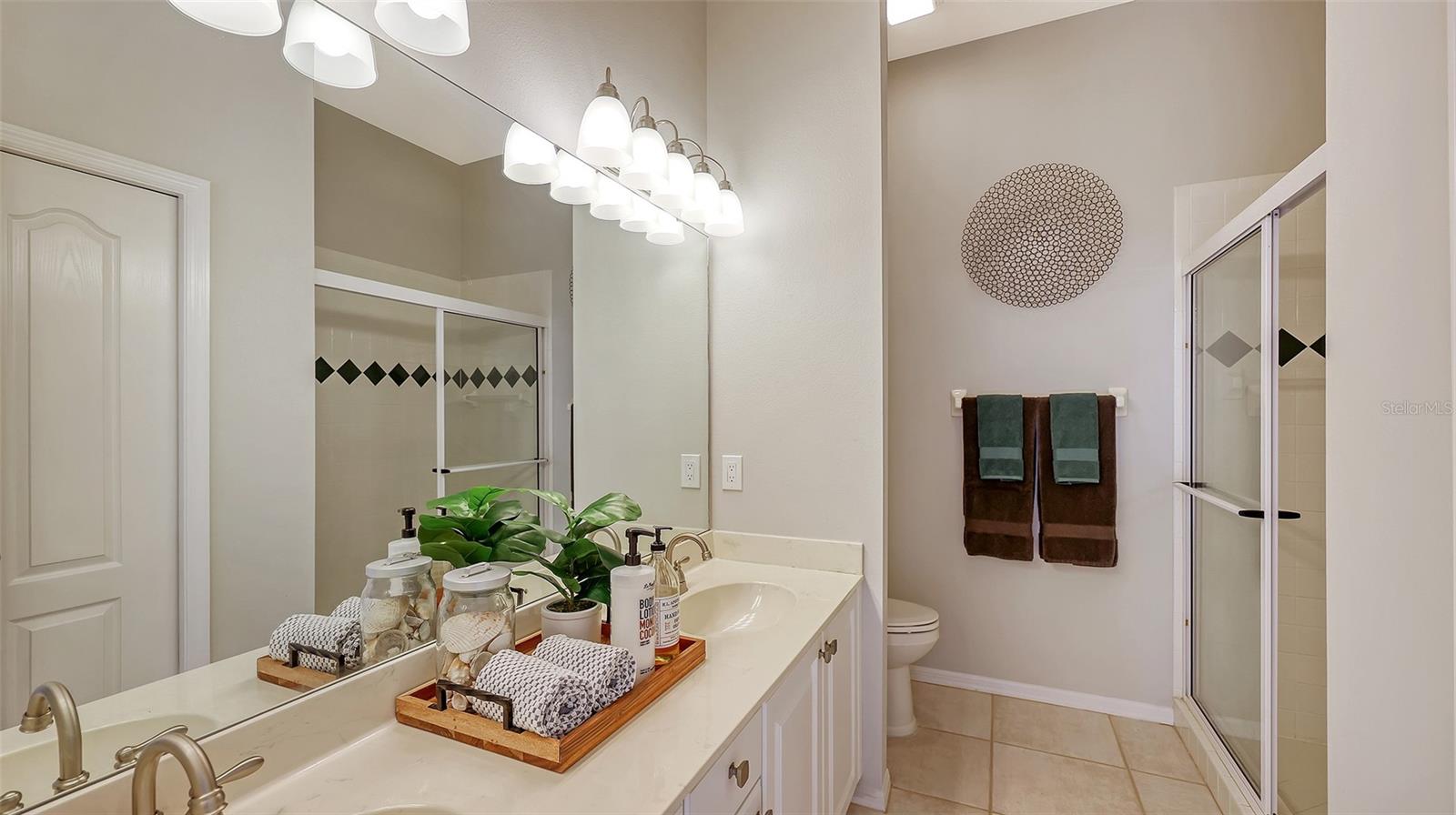 Image 34 of 95 For 8737 Pebble Creek Lane