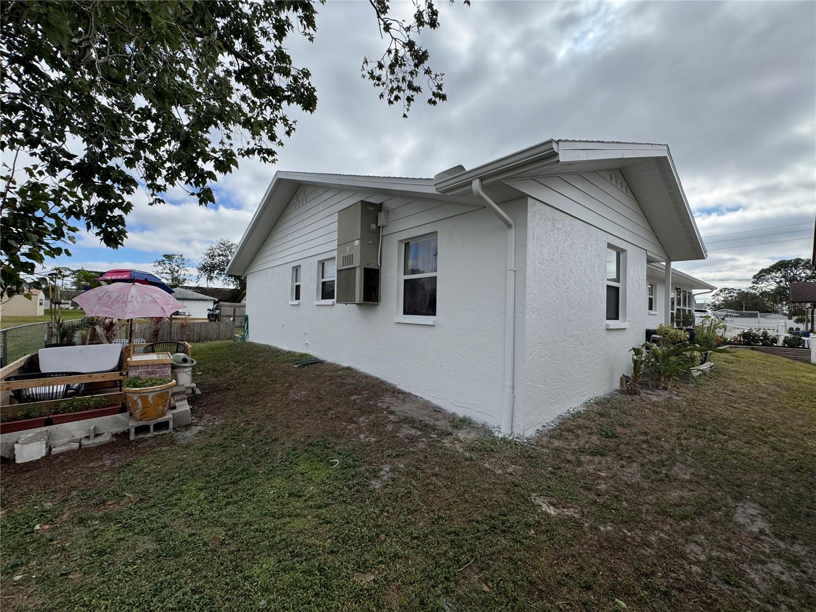 Image 4 of 18 For 3517 Bahia Vista Street