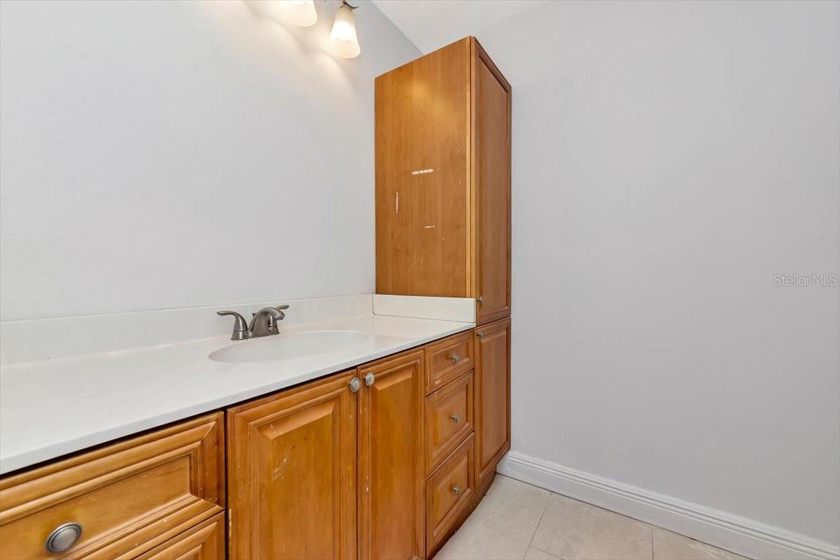 Image 15 of 43 For 1861 Riviera Circle