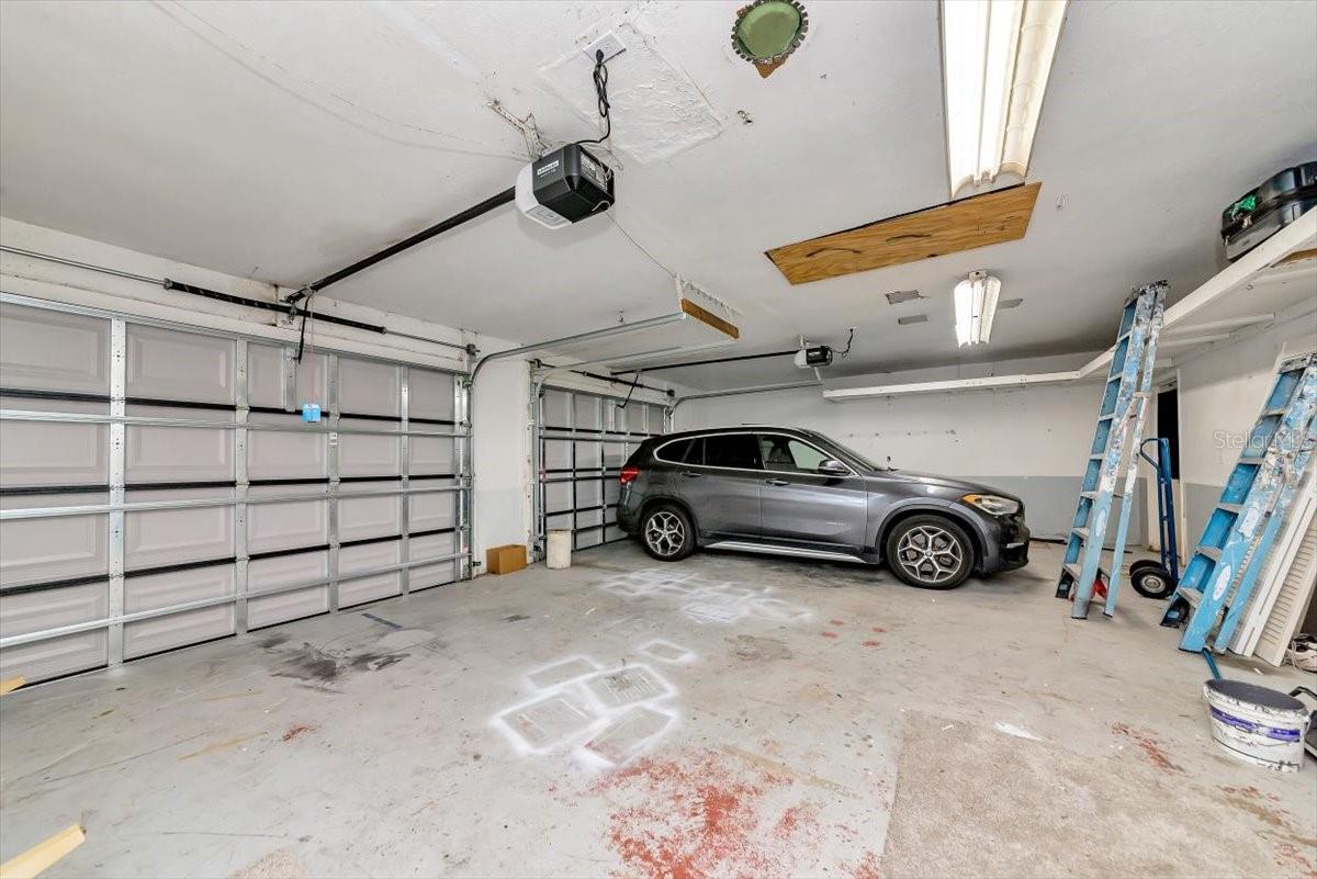 Image 31 of 43 For 1861 Riviera Circle