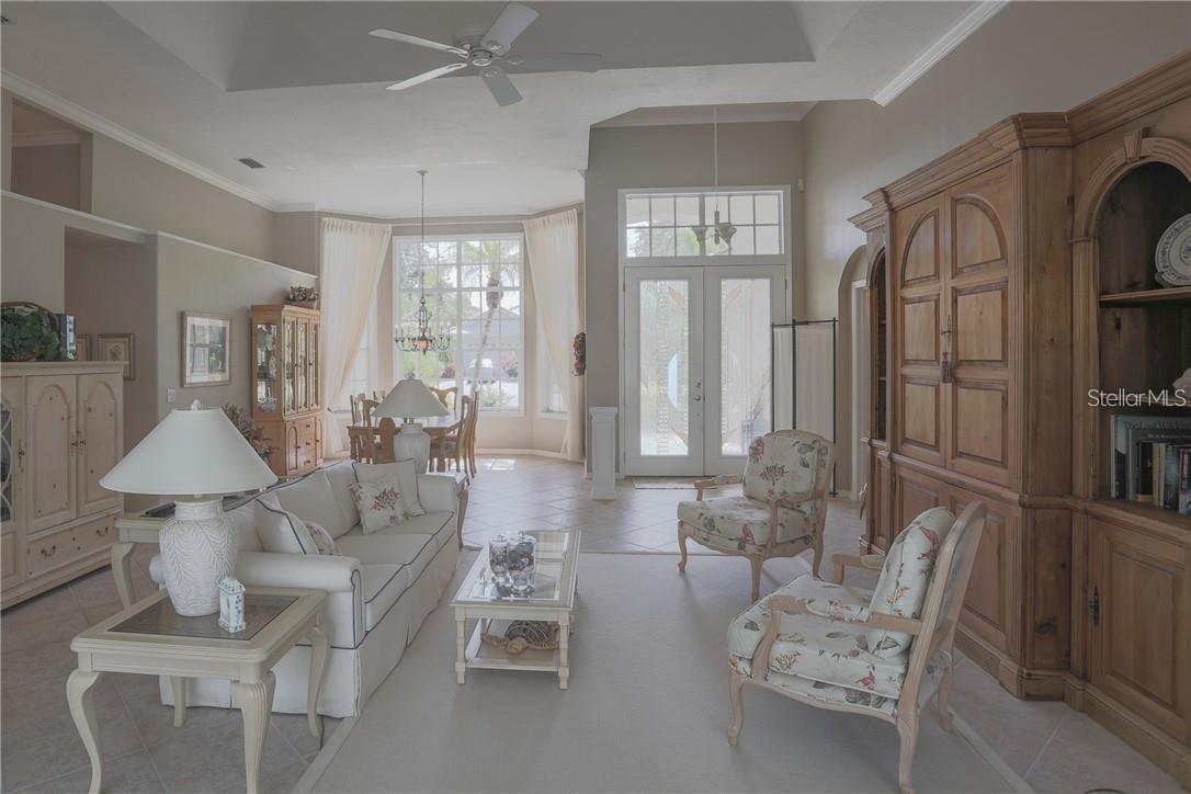 Image 12 of 42 For 6308 Thorndon Circle