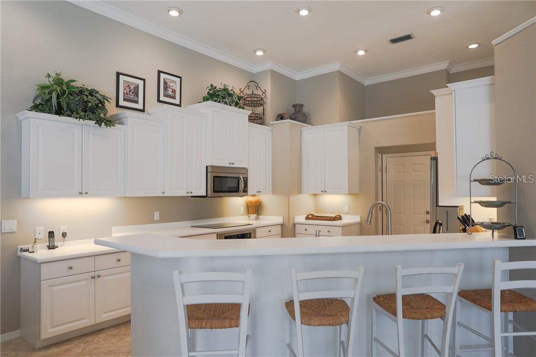 Image 13 of 42 For 6308 Thorndon Circle