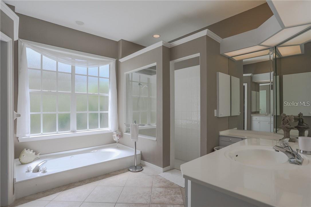 Image 24 of 42 For 6308 Thorndon Circle