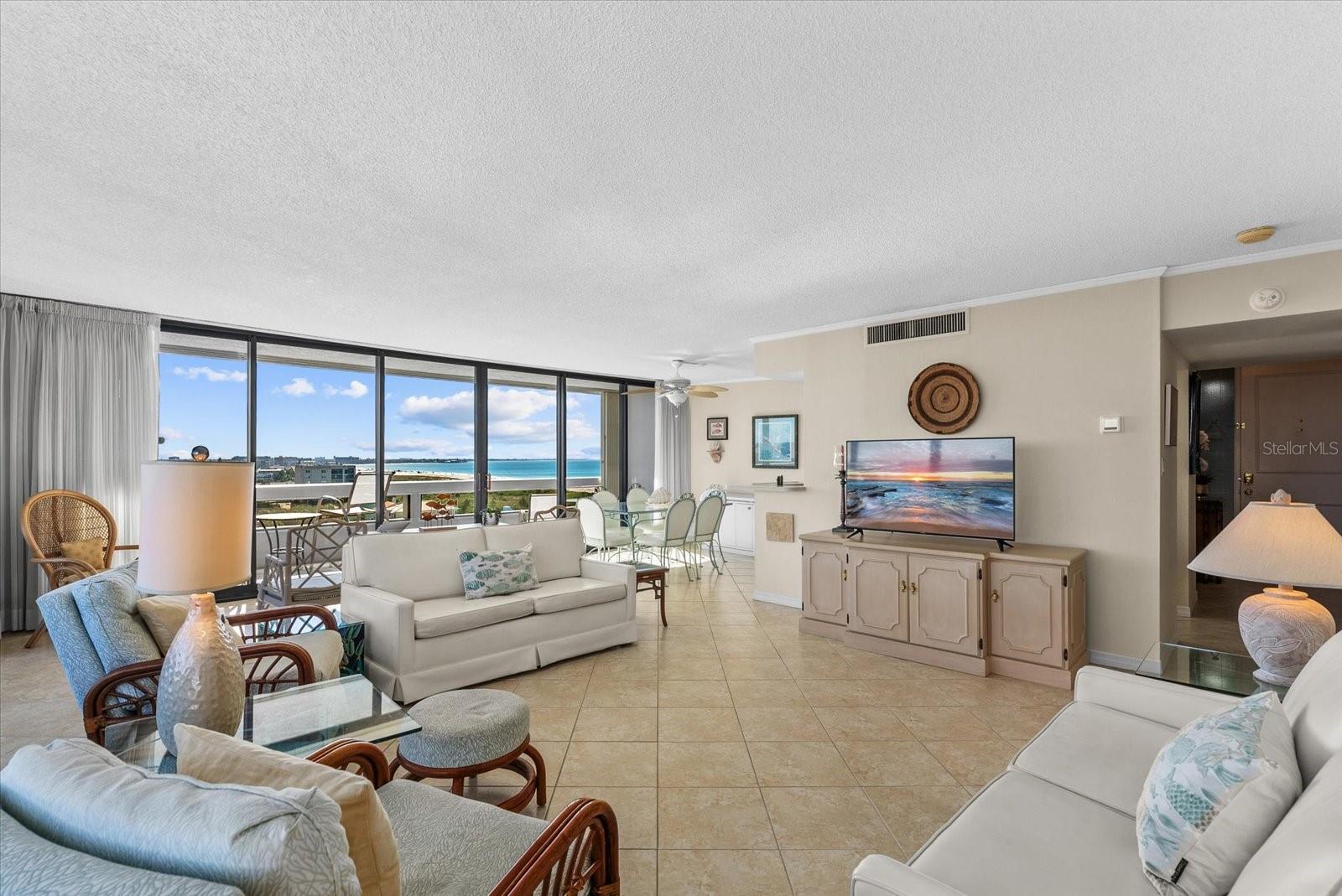 Image 31 of 54 For 5400 Ocean Boulevard 9-4