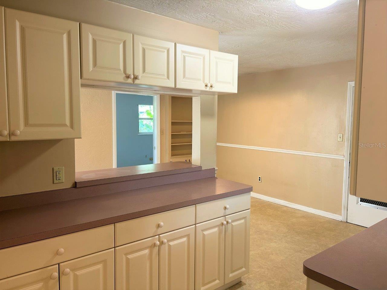 Image 22 of 36 For 2588 Colorado Street