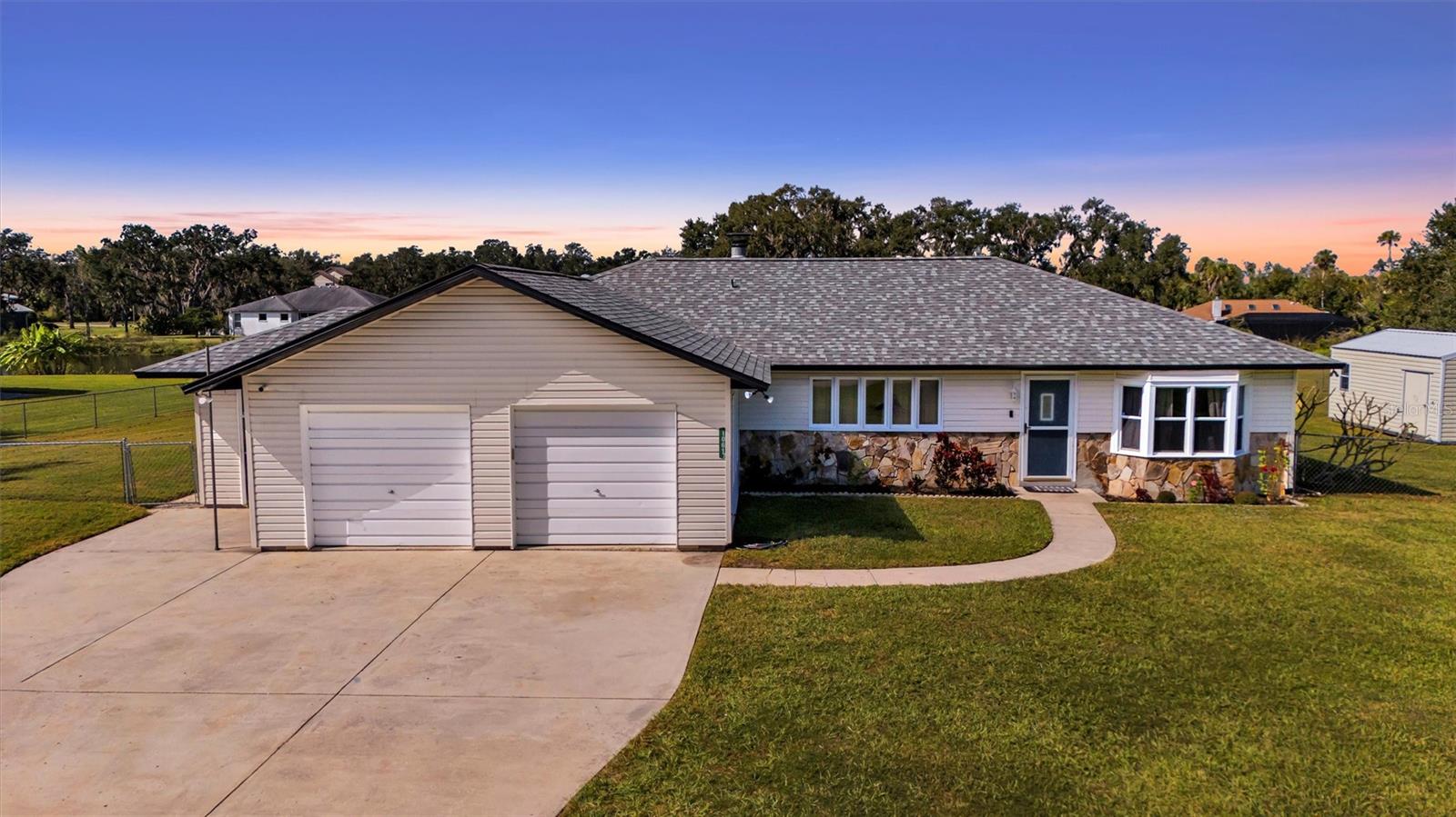 Image 10 of 80 For 10617 31st Avenue E