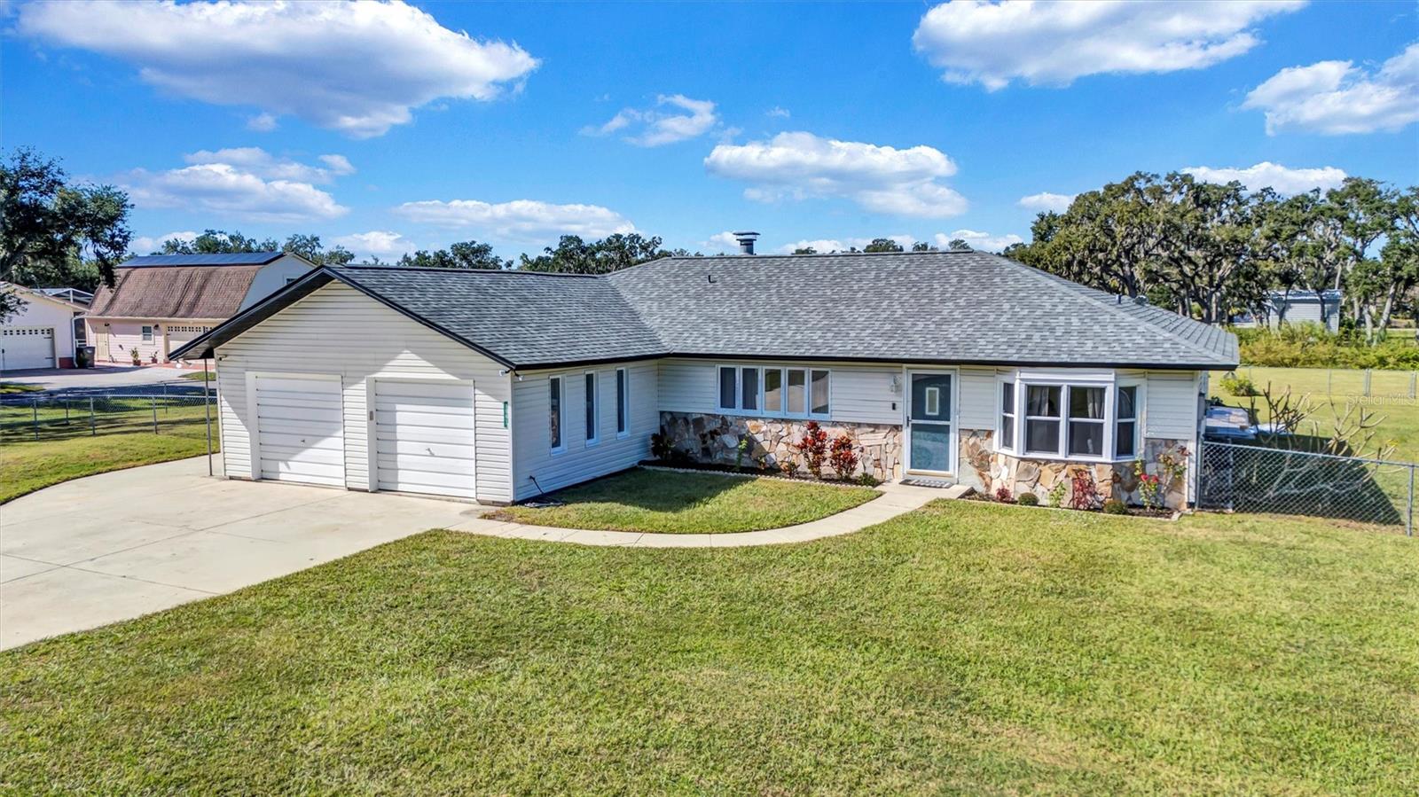 Image 2 of 80 For 10617 31st Avenue E