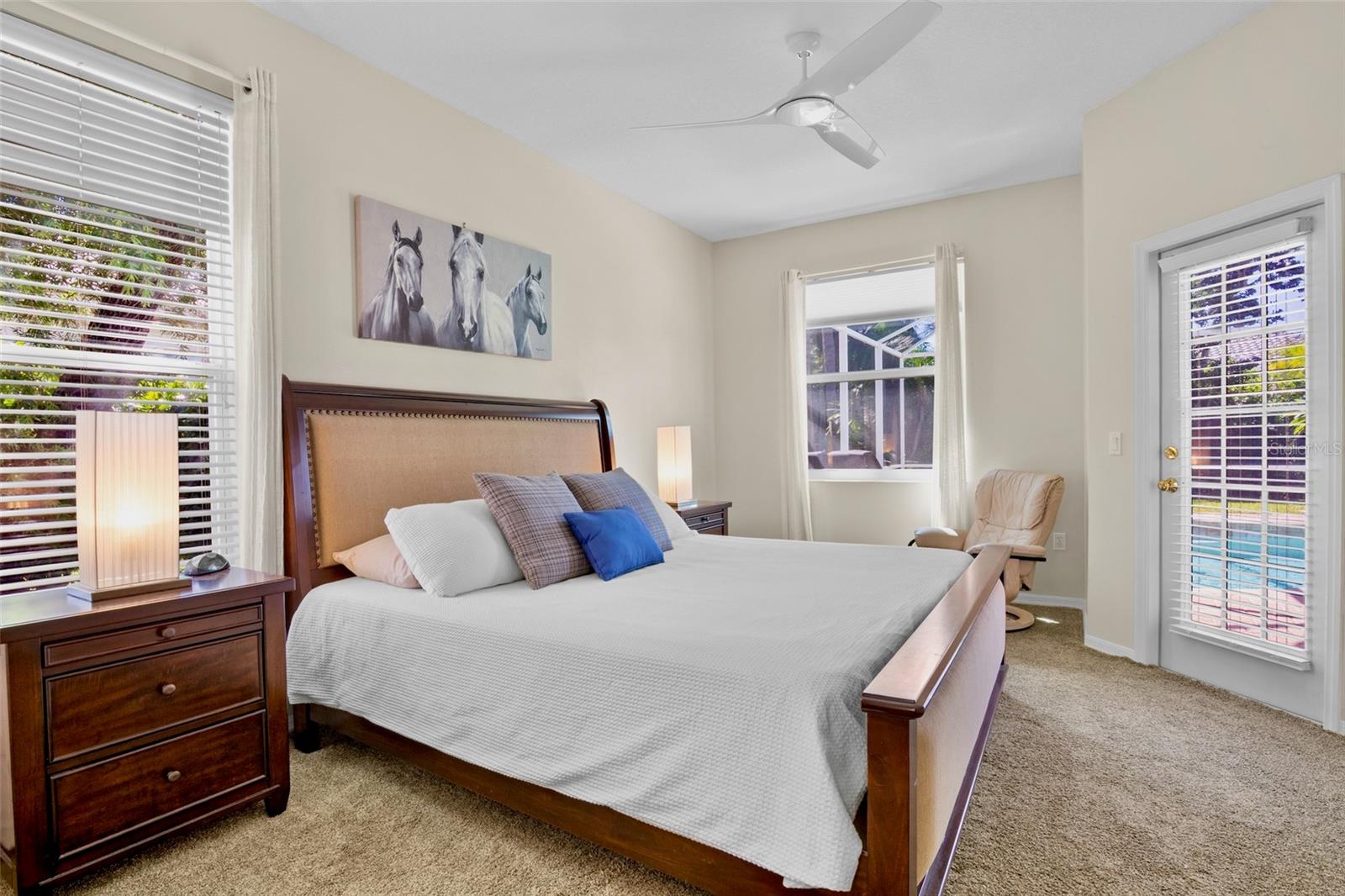 Image 21 of 39 For 5178 Far Oak Circle