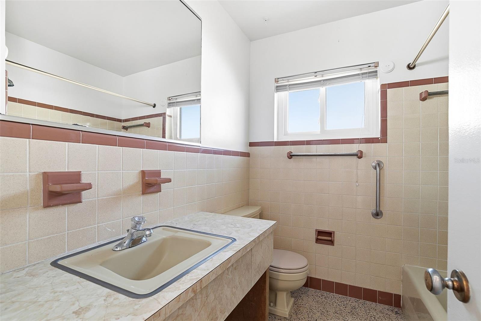 Image 12 of 24 For 2560 Tulip Street