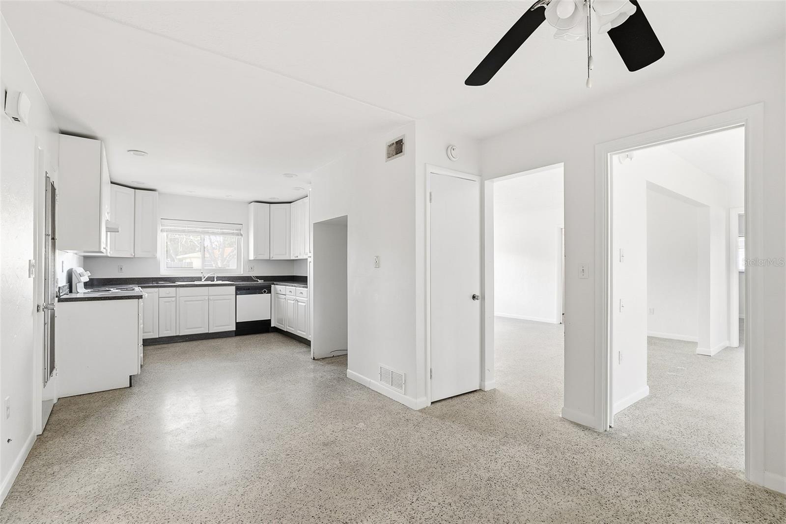 Image 16 of 24 For 2560 Tulip Street